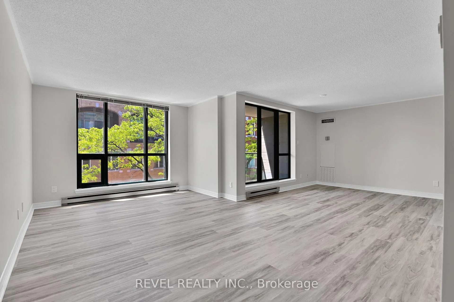 Photo 4 of Unit 301, 15 Murray Street, Ottawa, Lower Town/Byward Market — HOMEH