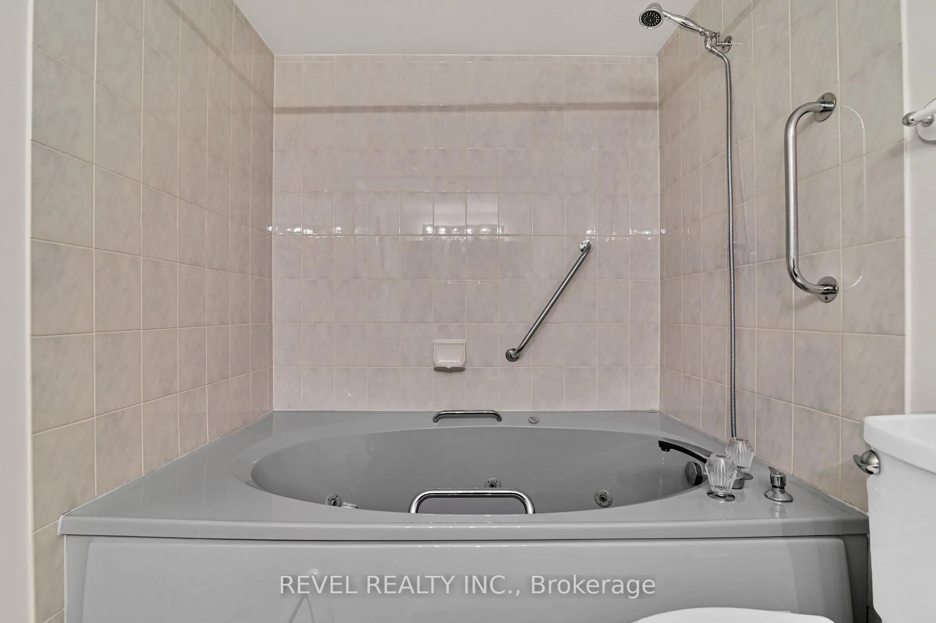 Photo 17 of Unit 301, 15 Murray Street, Ottawa, Lower Town/Byward Market — HOMEH