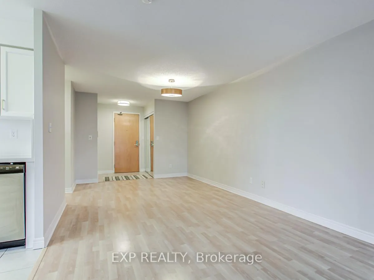 Photo 5 of Unit 1509, 43 Eglinton Avenue E, Toronto, Mount Pleasant West — HOMEH
