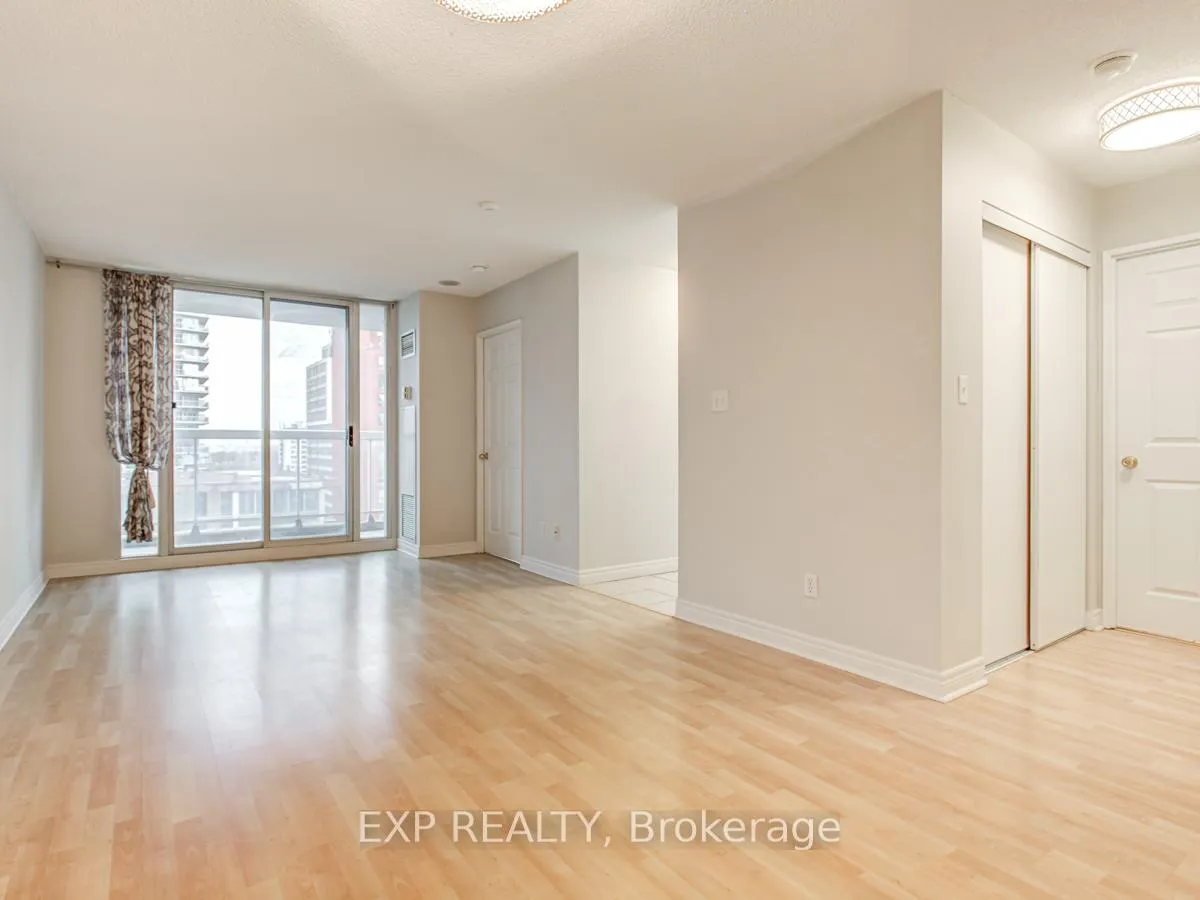 Photo 7 of Unit 1509, 43 Eglinton Avenue E, Toronto, Mount Pleasant West — HOMEH