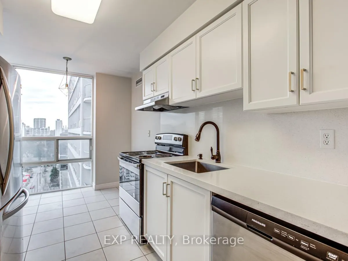 Photo 11 of Unit 1509, 43 Eglinton Avenue E, Toronto, Mount Pleasant West — HOMEH
