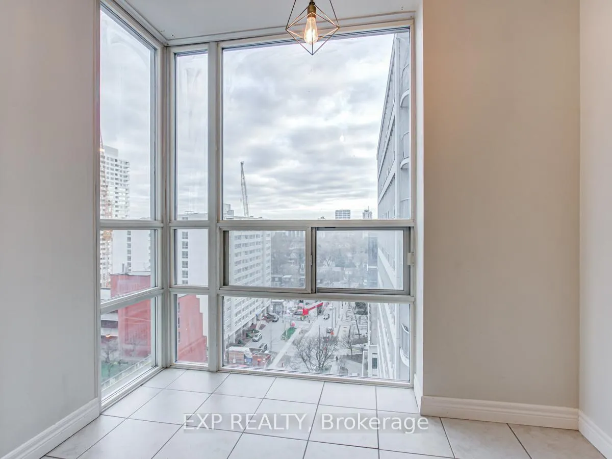 Photo 12 of Unit 1509, 43 Eglinton Avenue E, Toronto, Mount Pleasant West — HOMEH