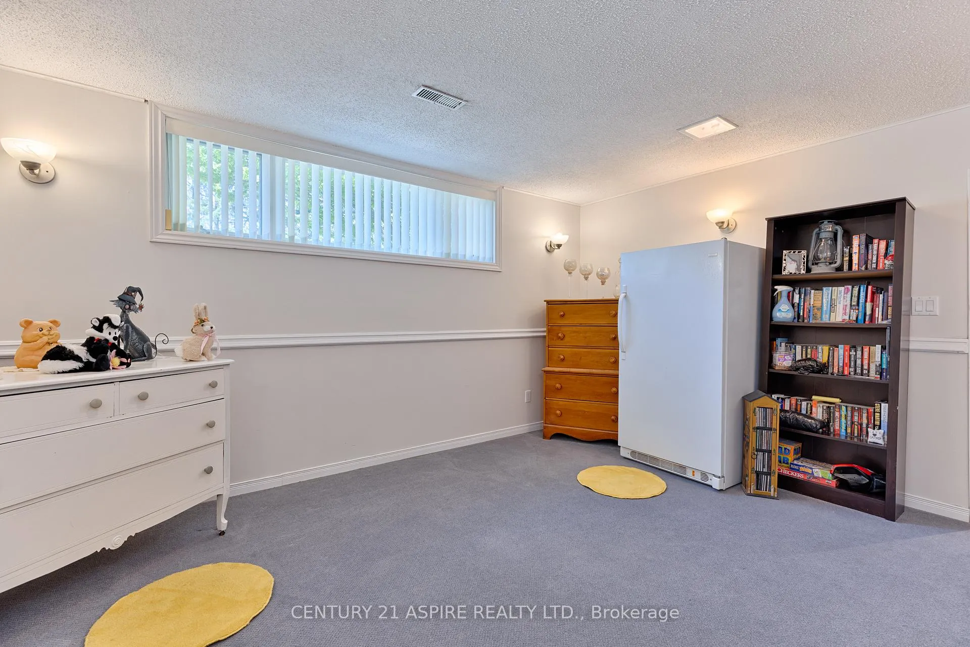 Photo 31 of 2 Doris Street, Petawawa — HOMEH