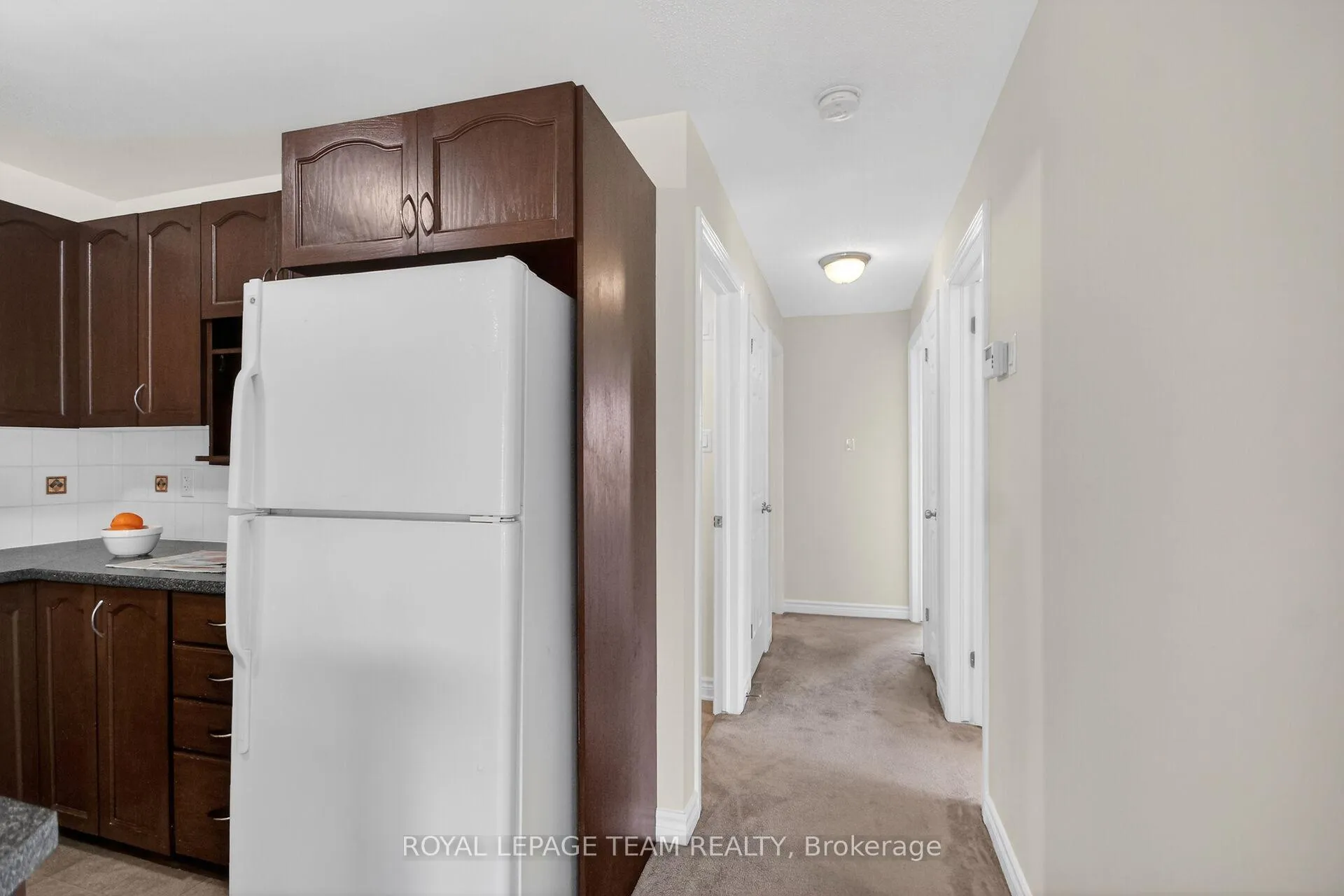 Photo 24 of Unit 7, 176 Paseo Private, Ottawa, Centrepointe — HOMEH