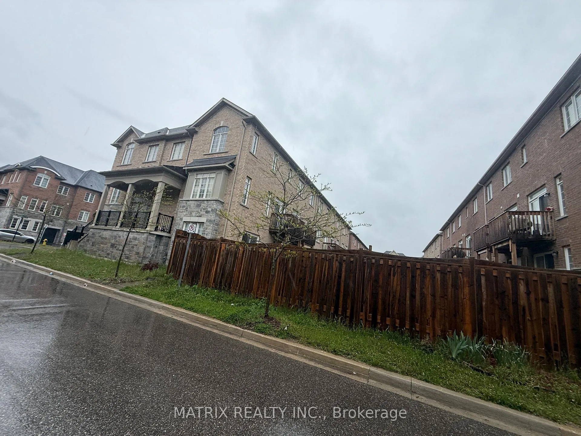 Photo 19 of 1751 Magenta Road, Pickering, Brock Ridge — HOMEH