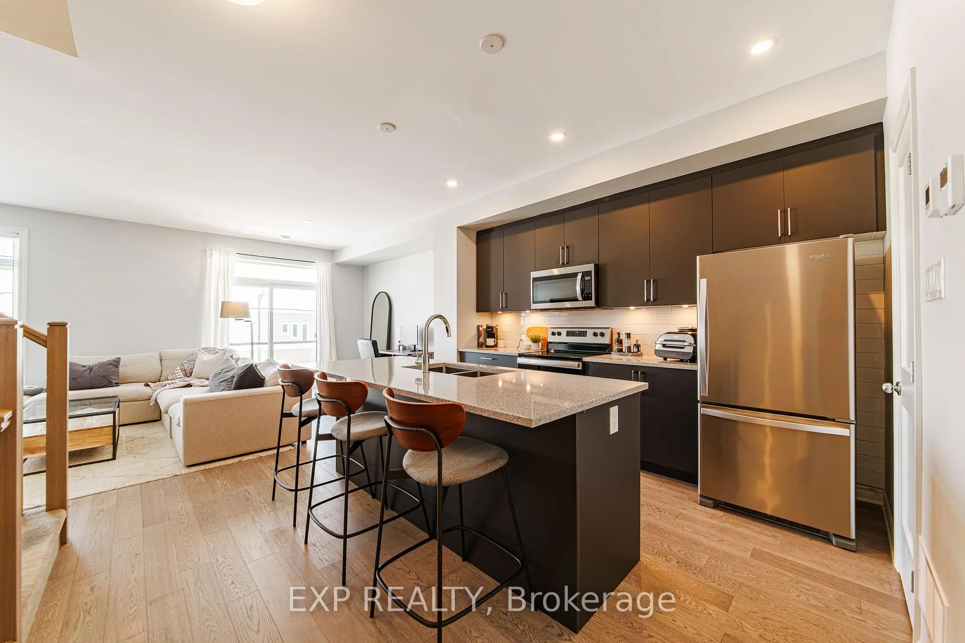 Photo 6 of 215 Pastel Way, Ottawa, Barrhaven - Half Moon Bay — HOMEH