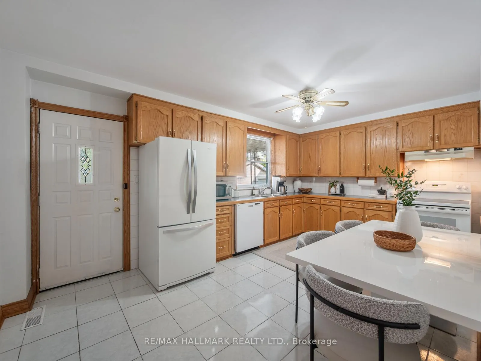 Photo 11 of 453 Jones Avenue, Toronto, Blake-Jones — HOMEH