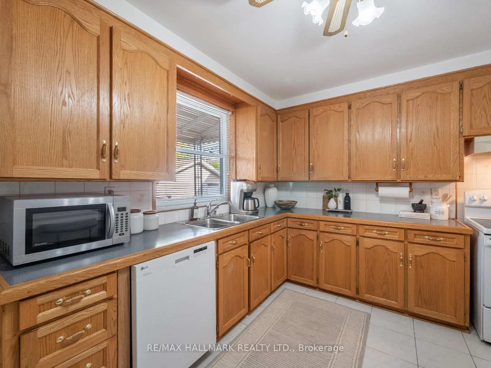 Photo 14 of 453 Jones Avenue, Toronto, Blake-Jones — HOMEH