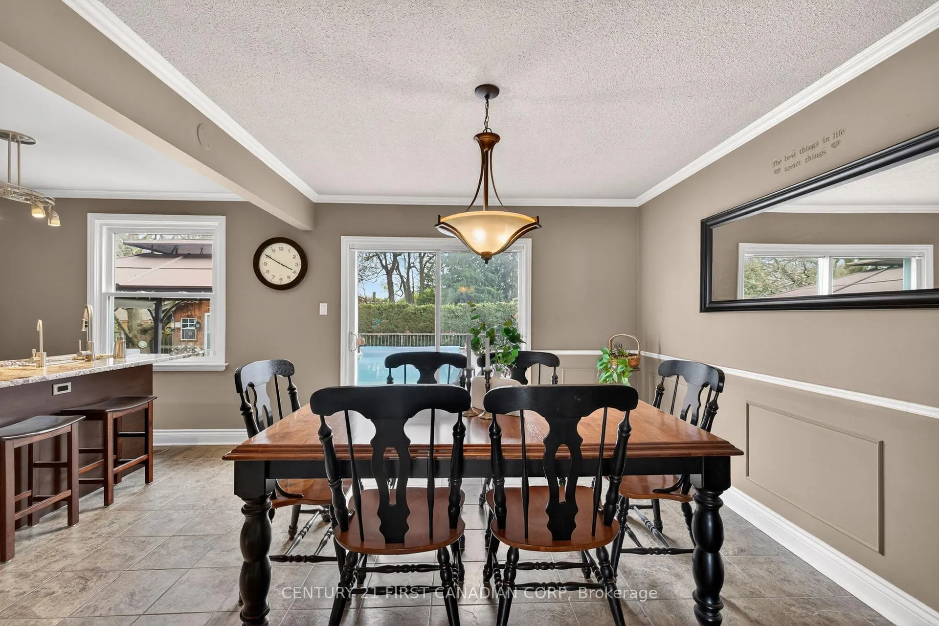 Photo 15 of 1093 Viscount Road, London, South M — HOMEH