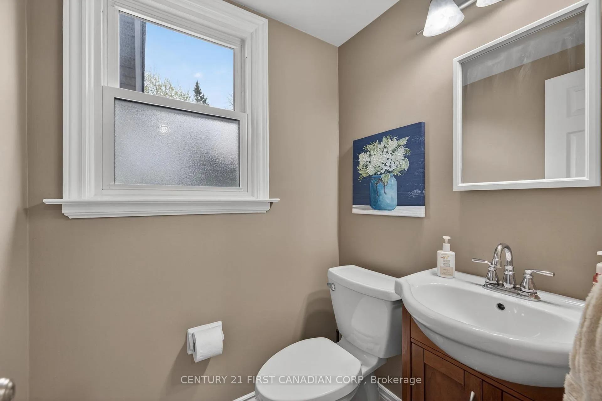 Photo 23 of 1093 Viscount Road, London, South M — HOMEH