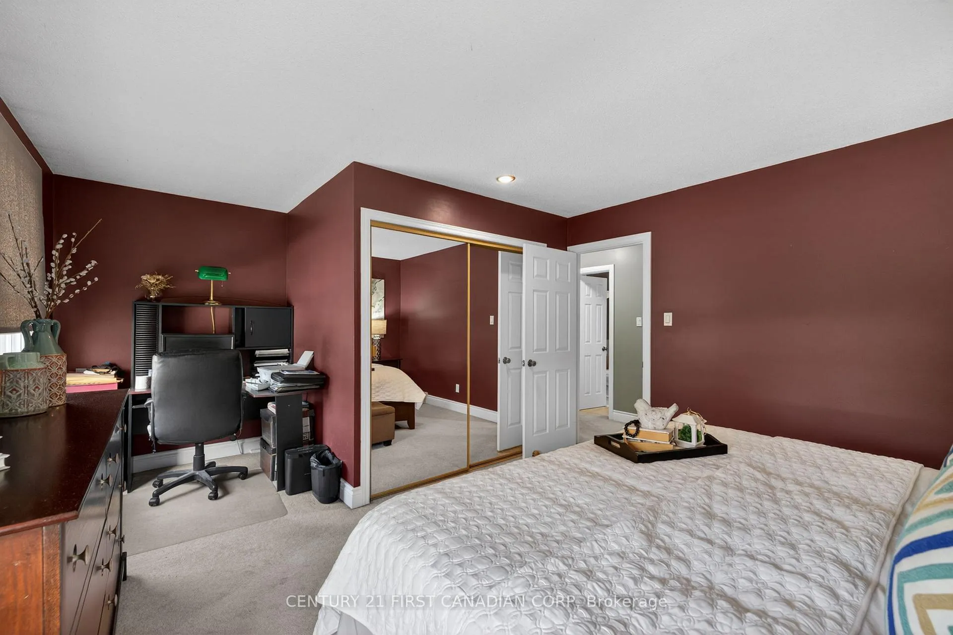 Photo 25 of 1093 Viscount Road, London, South M — HOMEH
