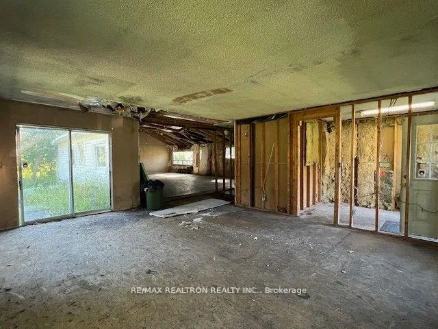 Photo 5 of 3293 Holt Road, Clarington, Bowmanville — HOMEH