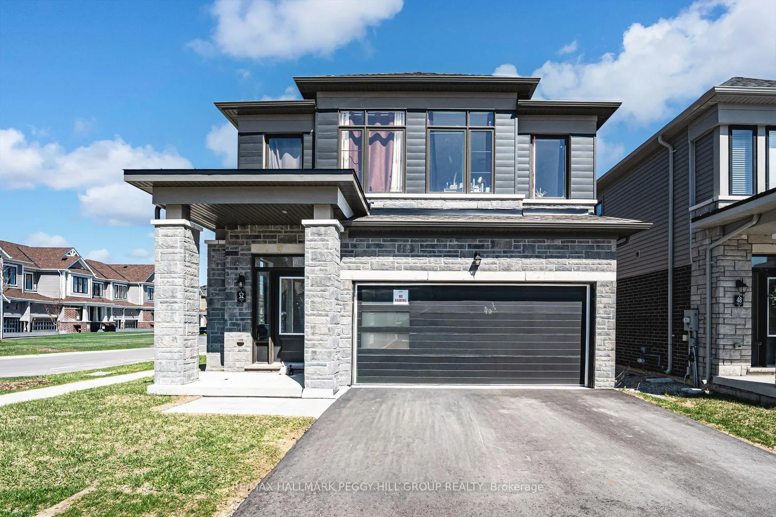 Photo 1 of 52 Durham Avenue, Barrie, Rural Barrie Southeast — HOMEH