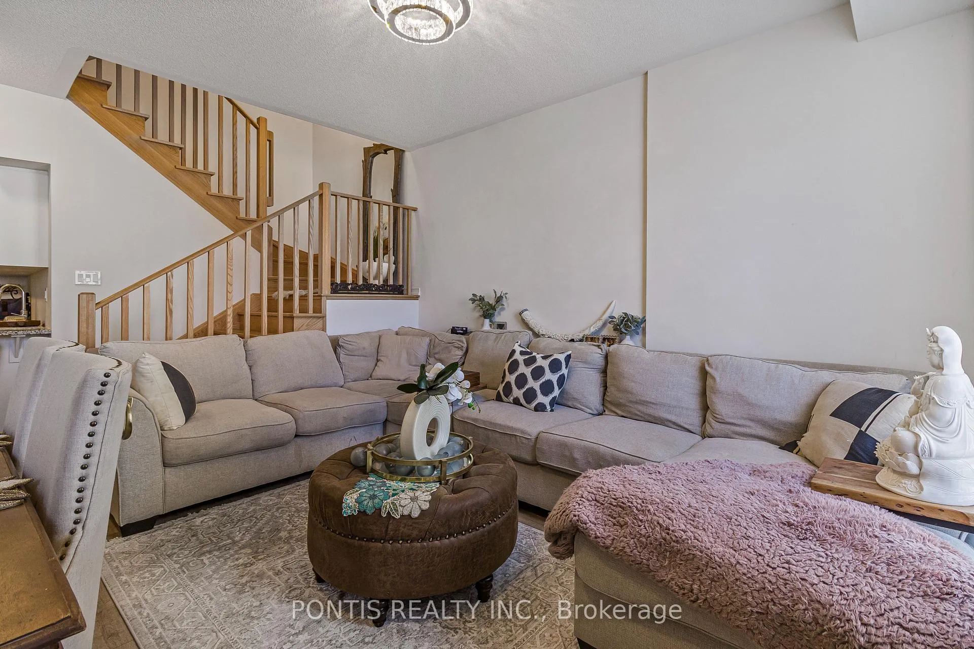 Photo 6 of Unit 12, 20 Woodstream Drive, Etobicoke, West Humber-Clairville — HOMEH