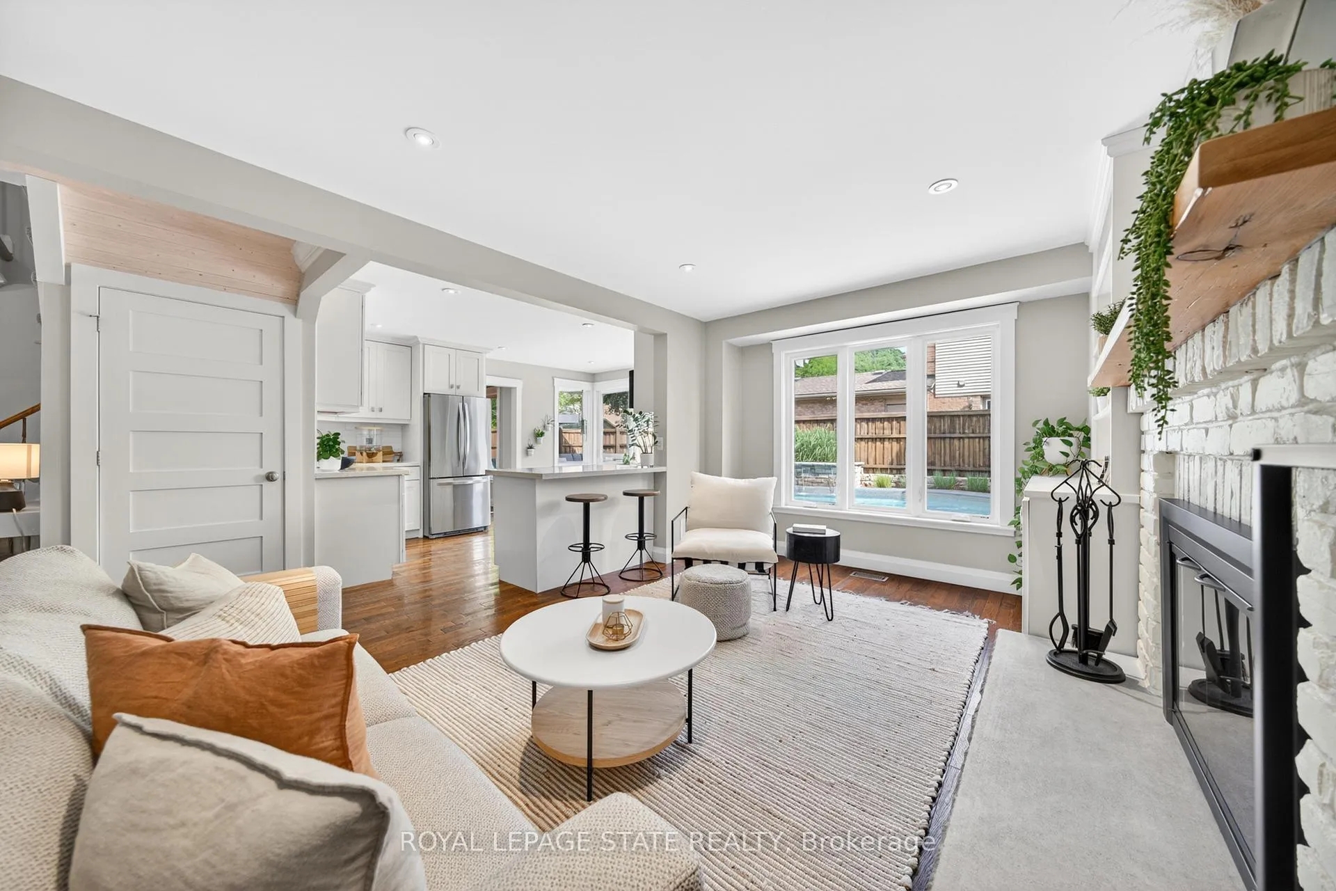 Photo 12 of 15 Ravine Drive, Hamilton, Cootes Paradise — HOMEH