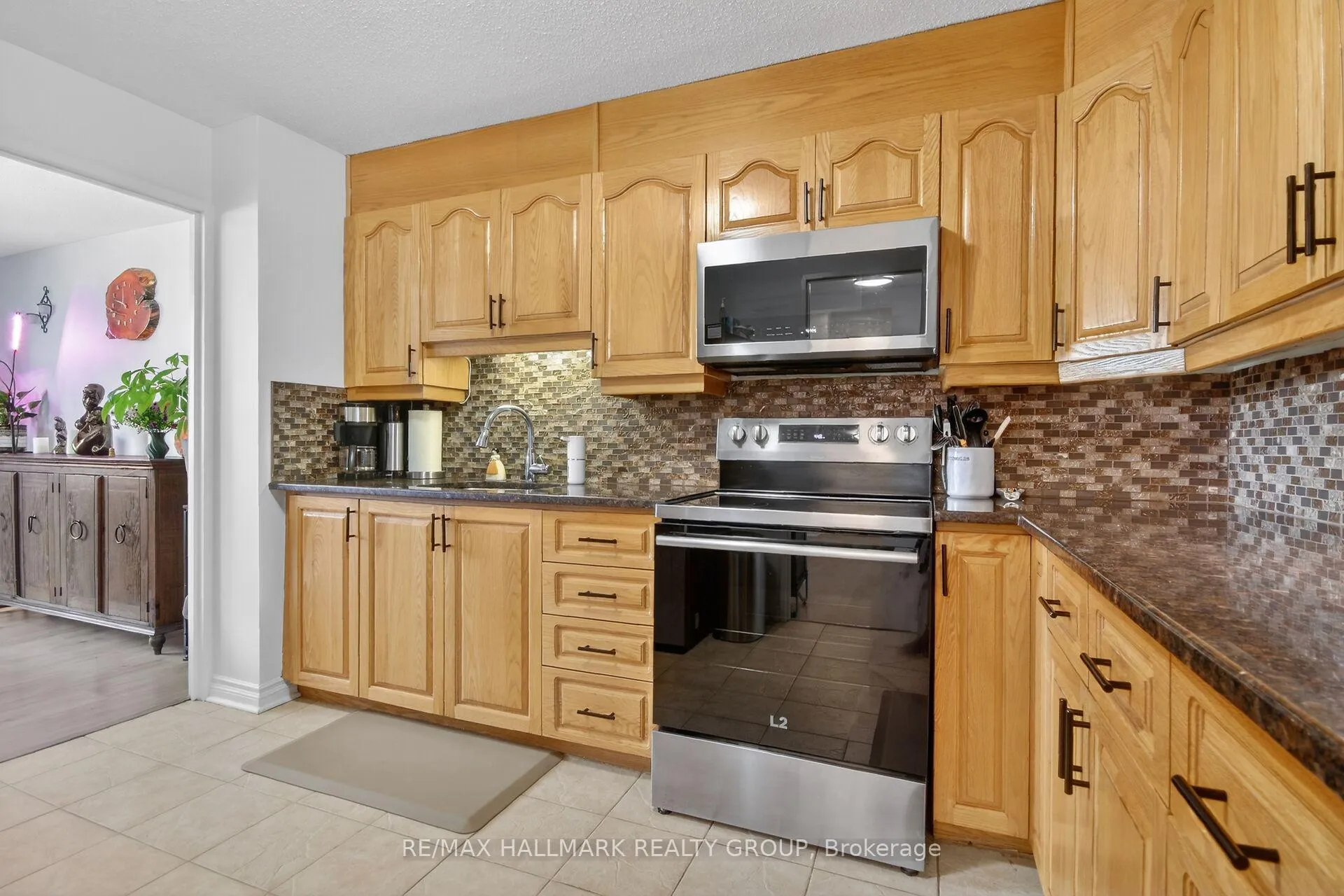 Photo 14 of Unit 615, 1485 Baseline Road, Ottawa, Copeland Park — HOMEH