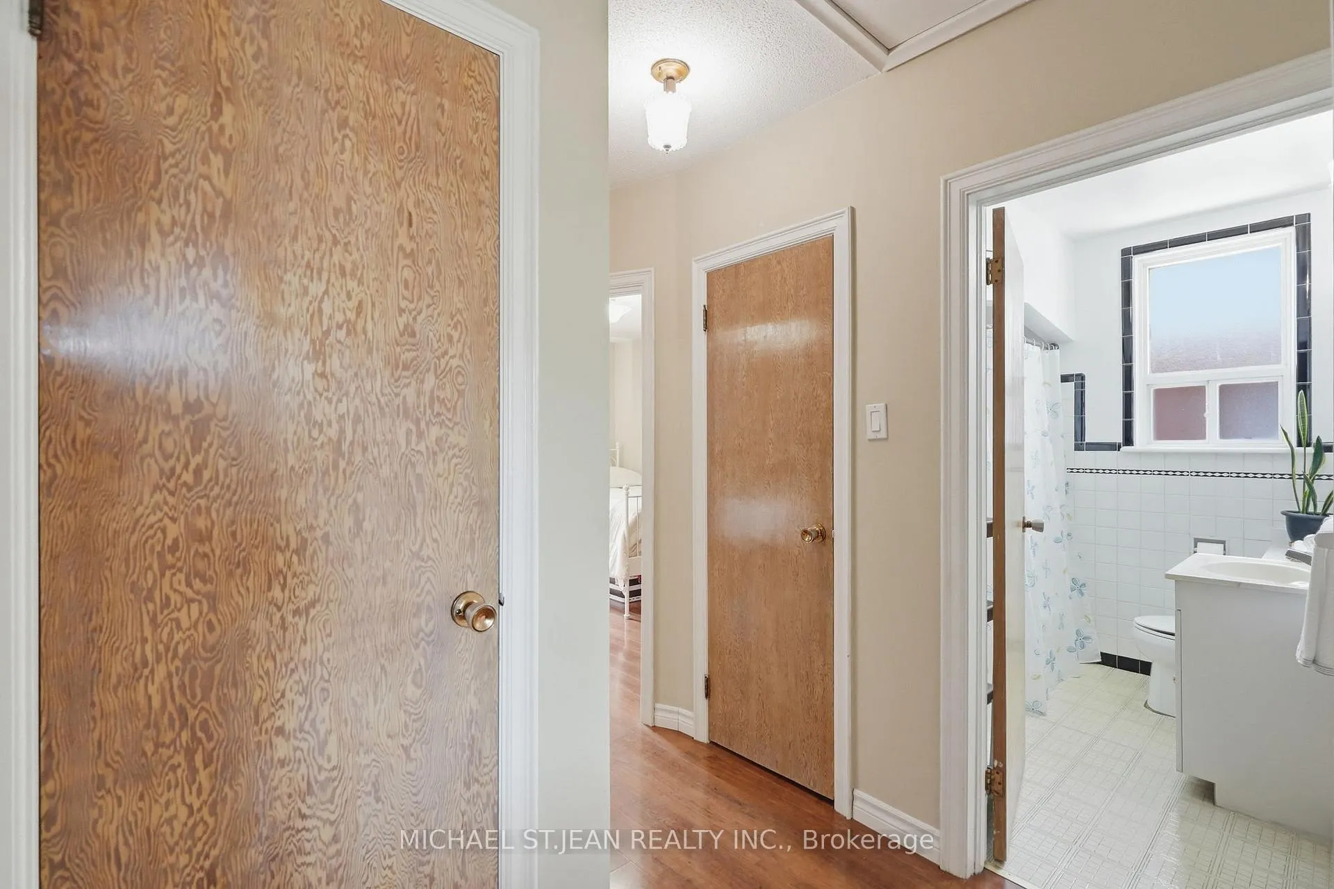 Photo 19 of 133 Beland Avenue S, Hamilton, Glenview — HOMEH