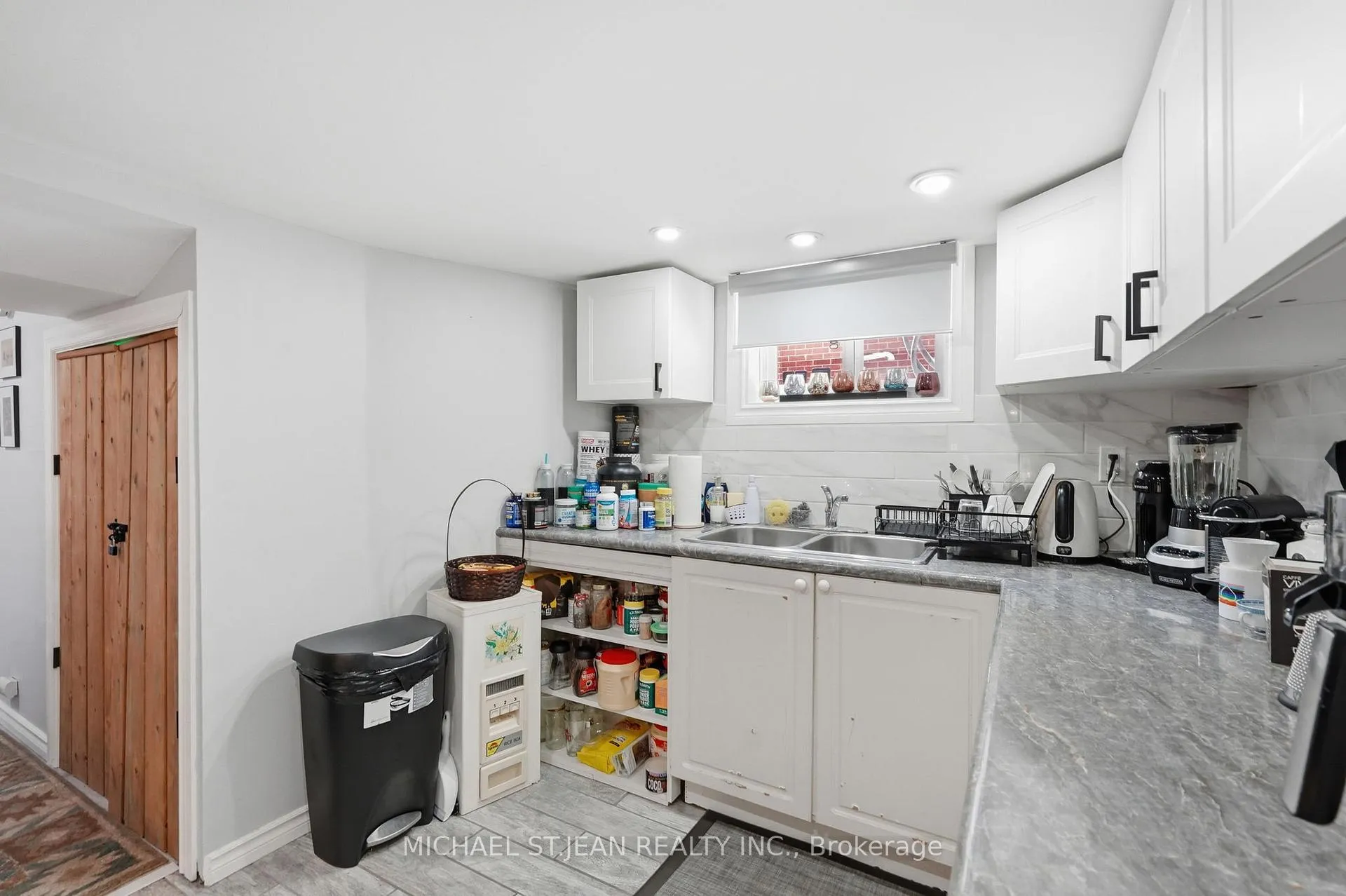 Photo 41 of 133 Beland Avenue S, Hamilton, Glenview — HOMEH