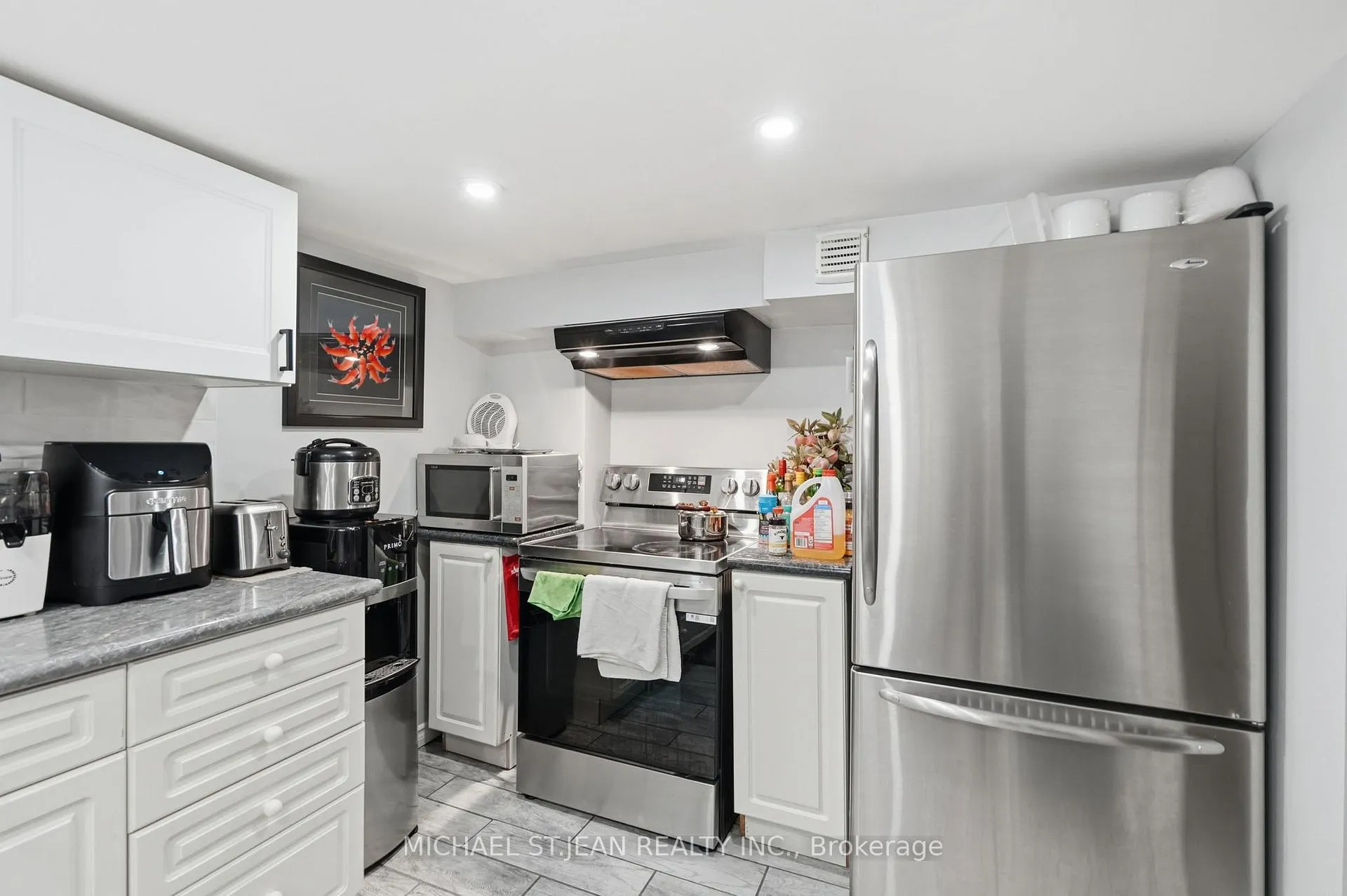Photo 42 of 133 Beland Avenue S, Hamilton, Glenview — HOMEH