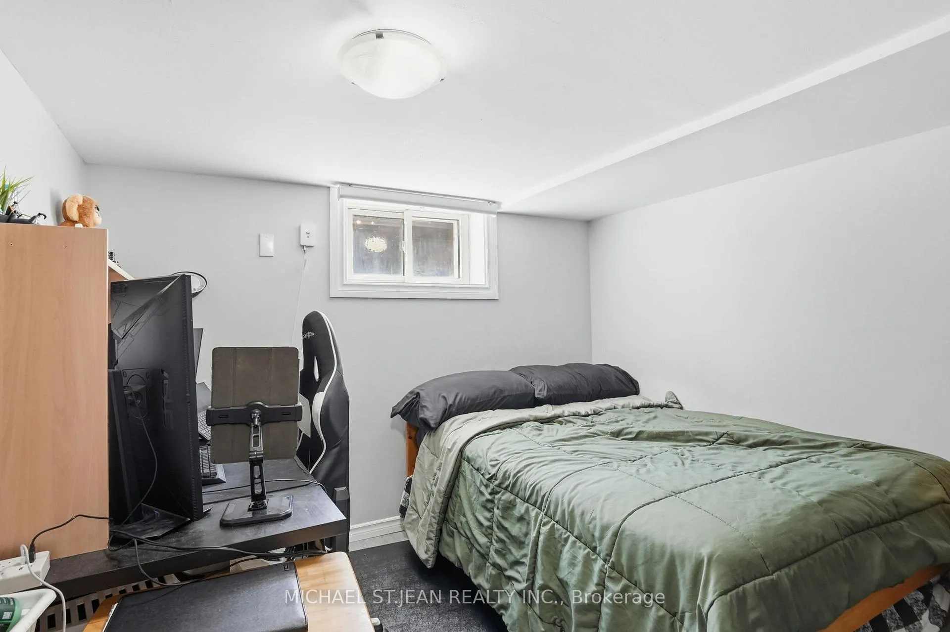 Photo 43 of 133 Beland Avenue S, Hamilton, Glenview — HOMEH