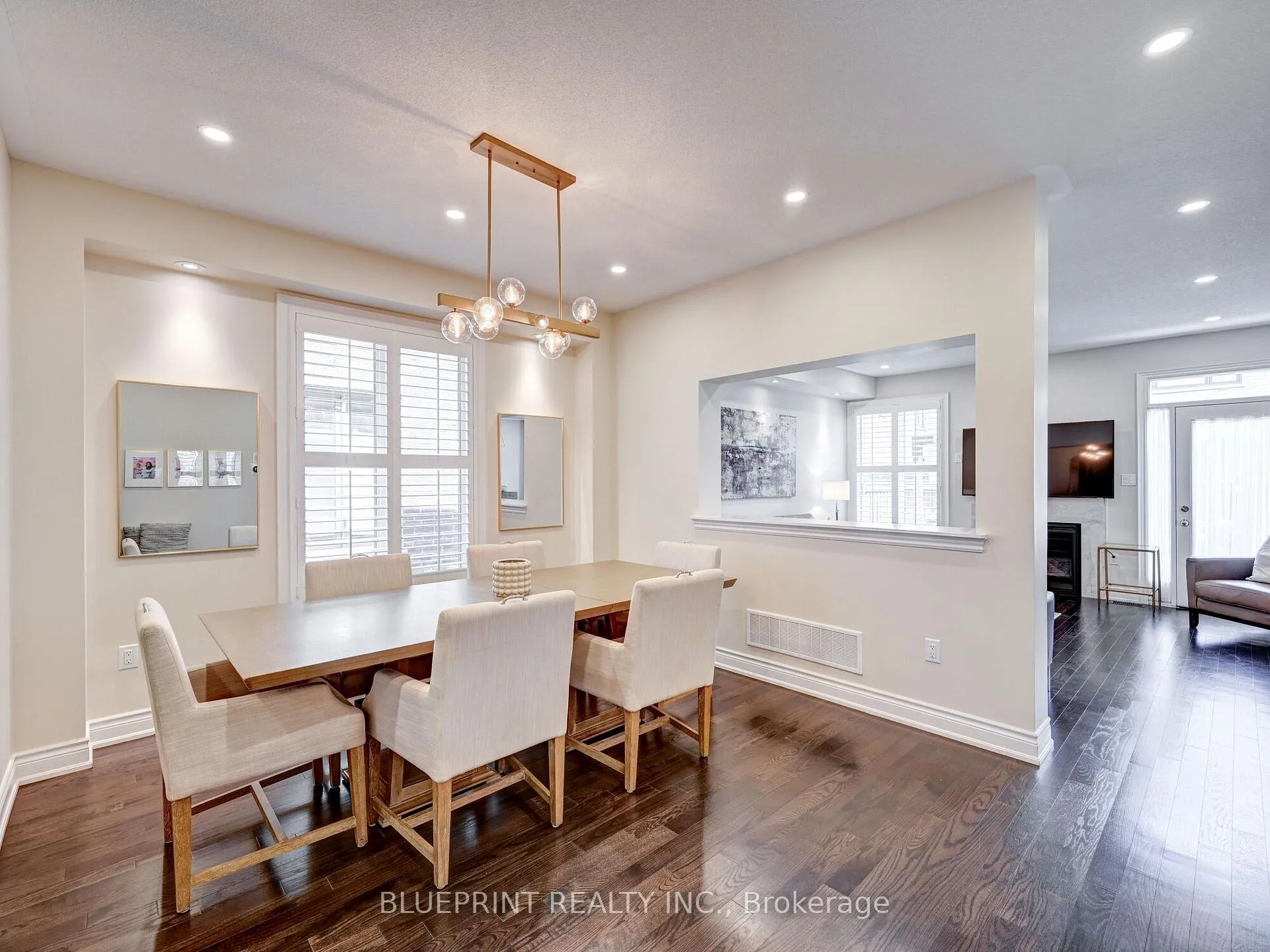 Photo 6 of 1396 Argall Court, Milton, Ford — HOMEH