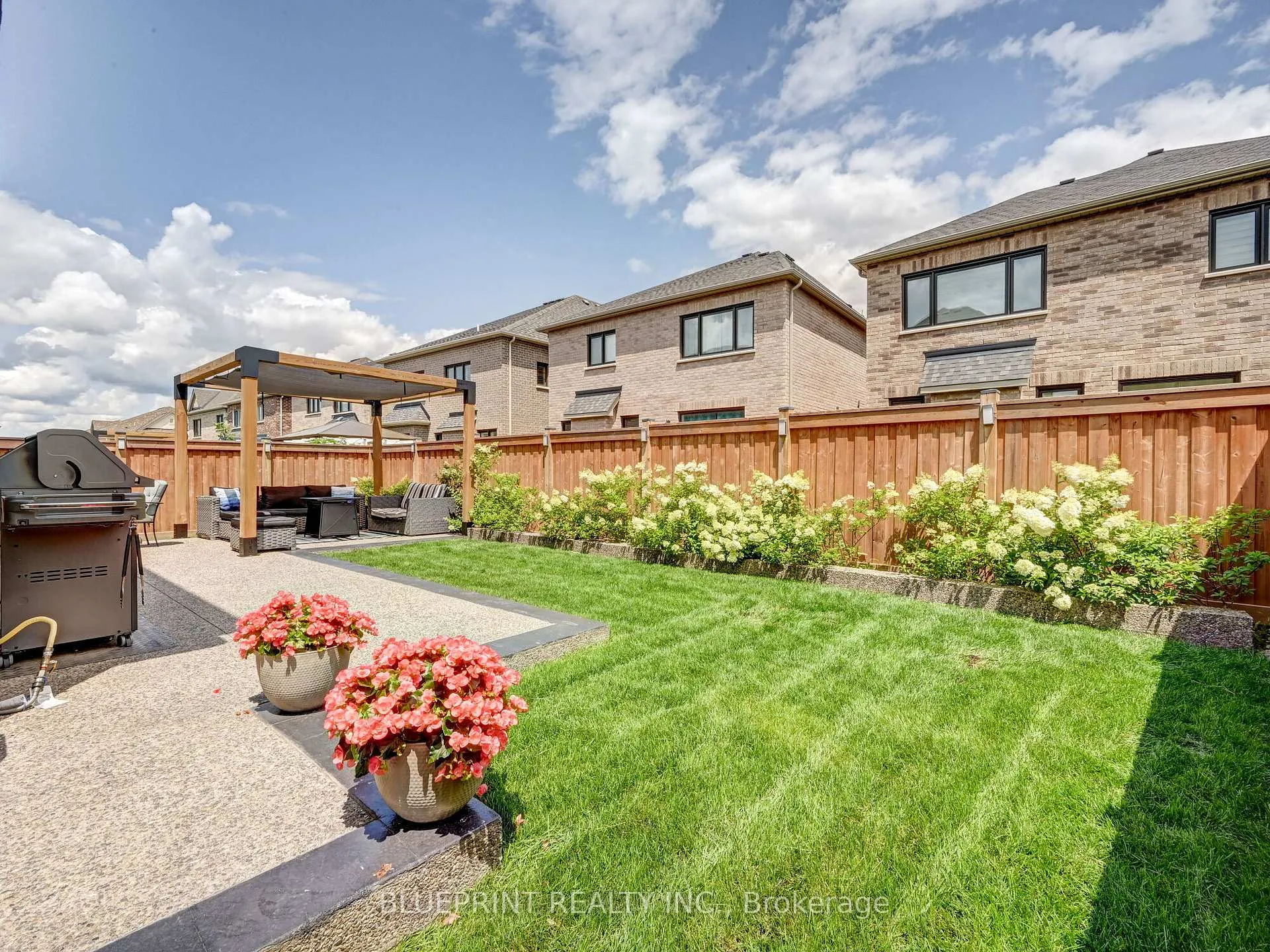 Photo 33 of 1396 Argall Court, Milton, Ford — HOMEH