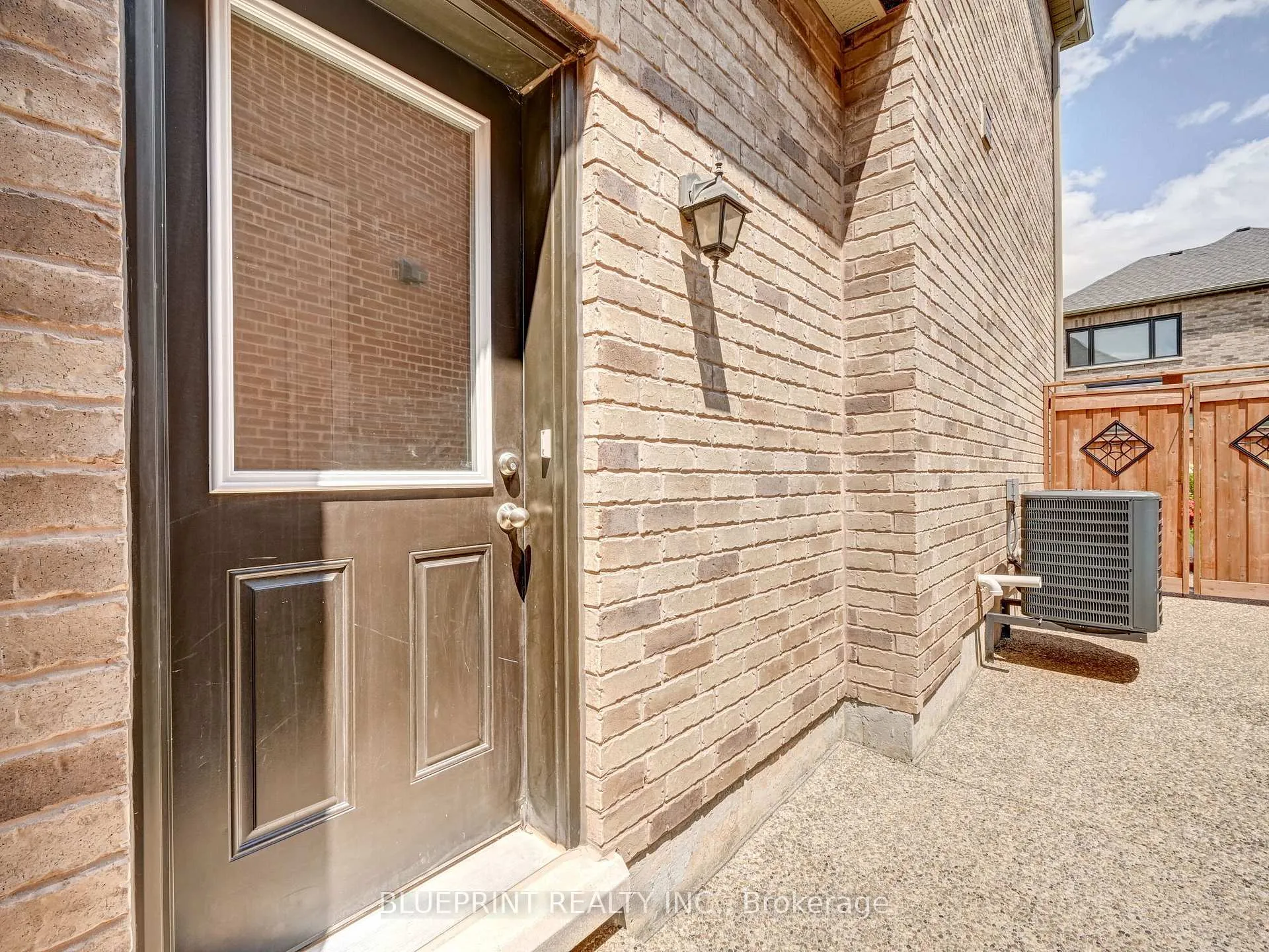 Photo 36 of 1396 Argall Court, Milton, Ford — HOMEH