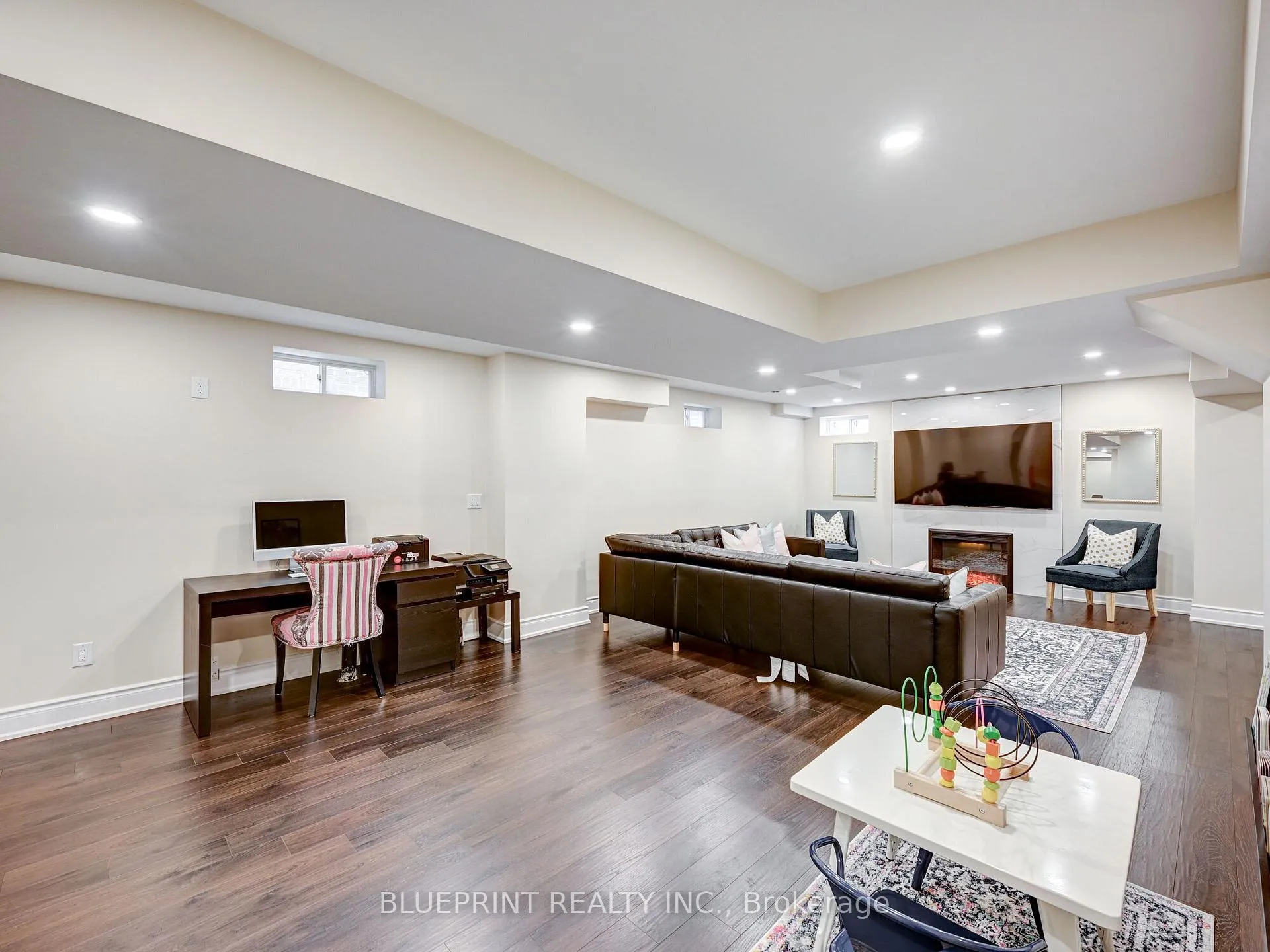 Photo 38 of 1396 Argall Court, Milton, Ford — HOMEH