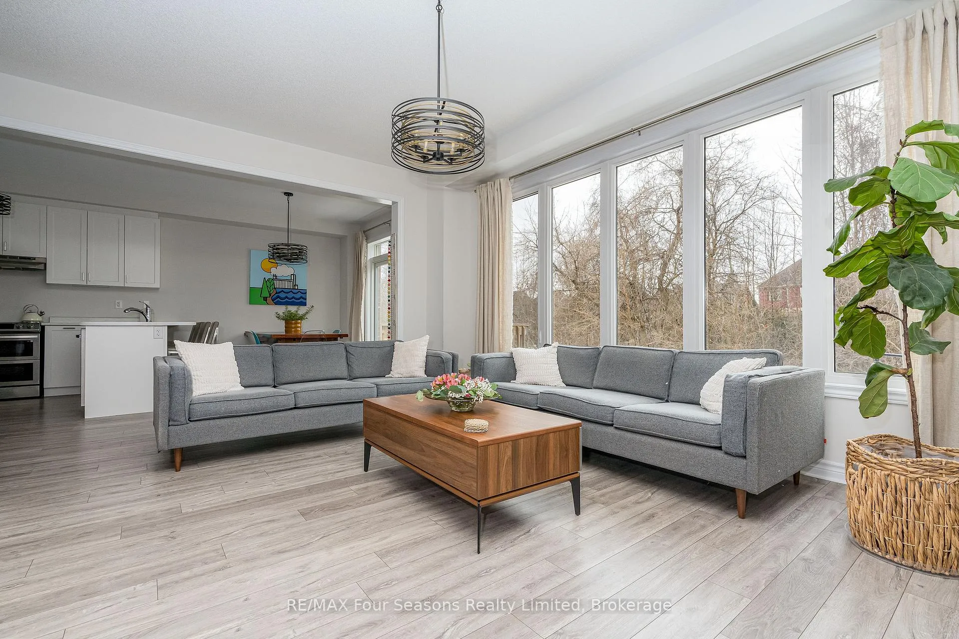 Photo 12 of 40 Kirby Avenue, Collingwood — HOMEH