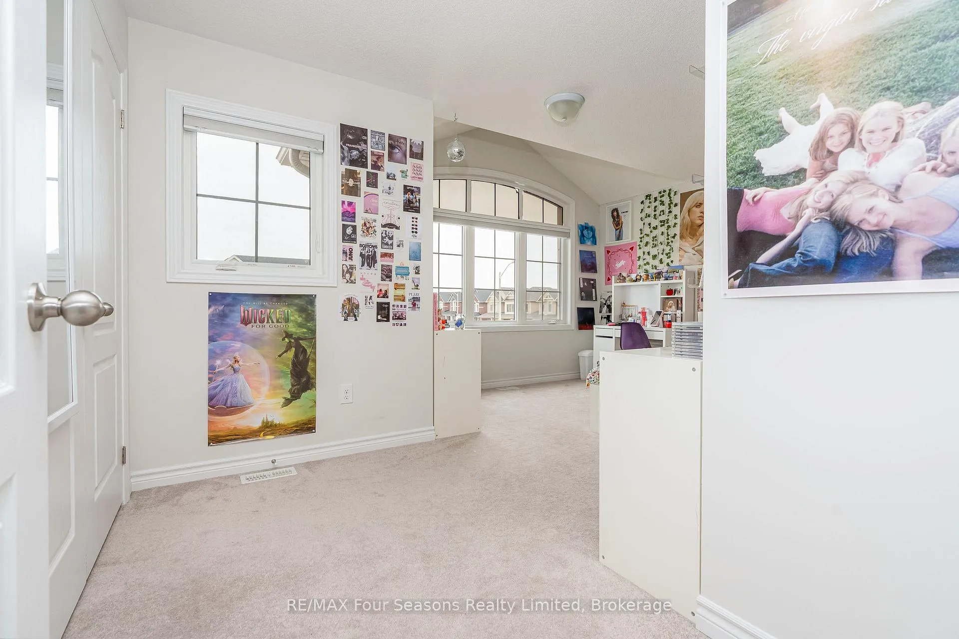 Photo 18 of 40 Kirby Avenue, Collingwood — HOMEH