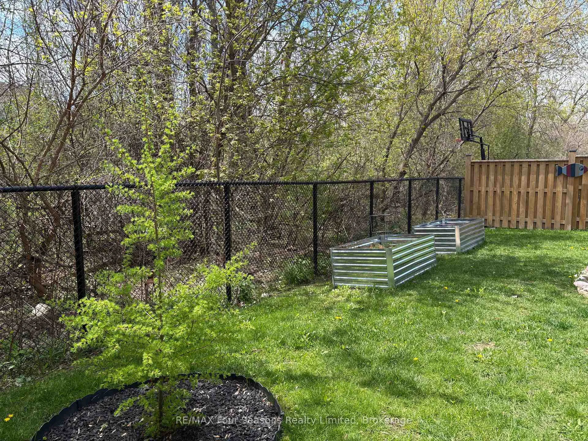 Photo 28 of 40 Kirby Avenue, Collingwood — HOMEH