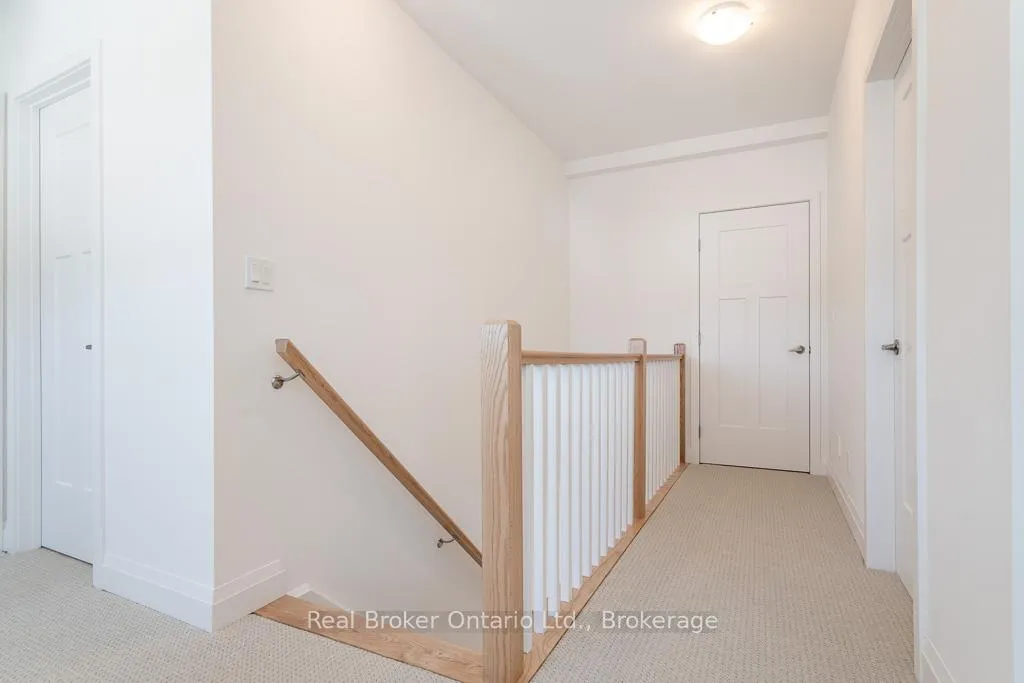 Photo 15 of 4 Danielle Crescent, Midland — HOMEH