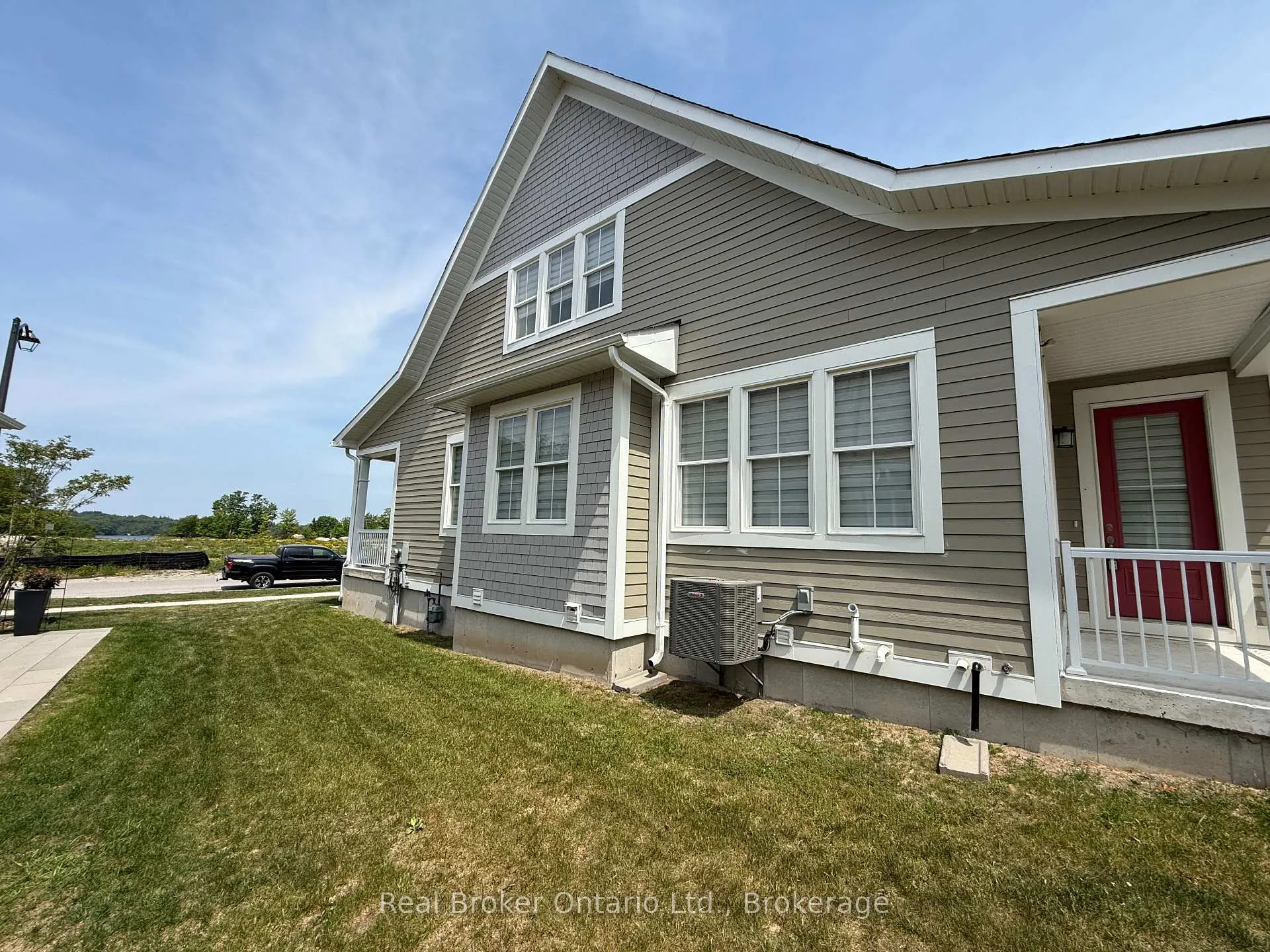 Photo 22 of 4 Danielle Crescent, Midland — HOMEH