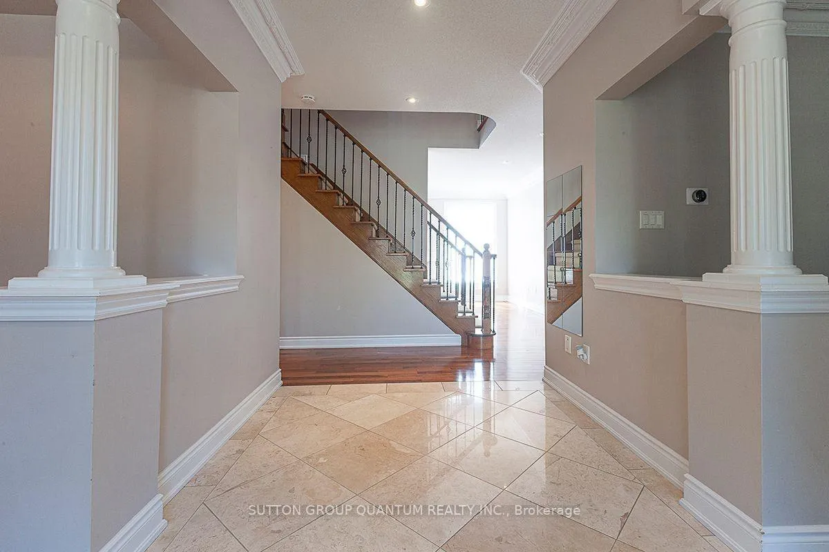 Photo 3 of 1599 Hallstone Road, Brampton, Bram West — HOMEH