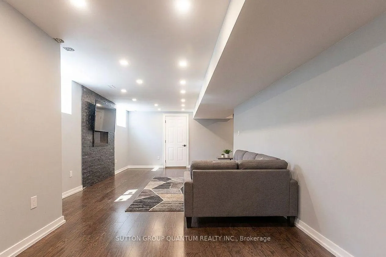 Photo 28 of 1599 Hallstone Road, Brampton, Bram West — HOMEH