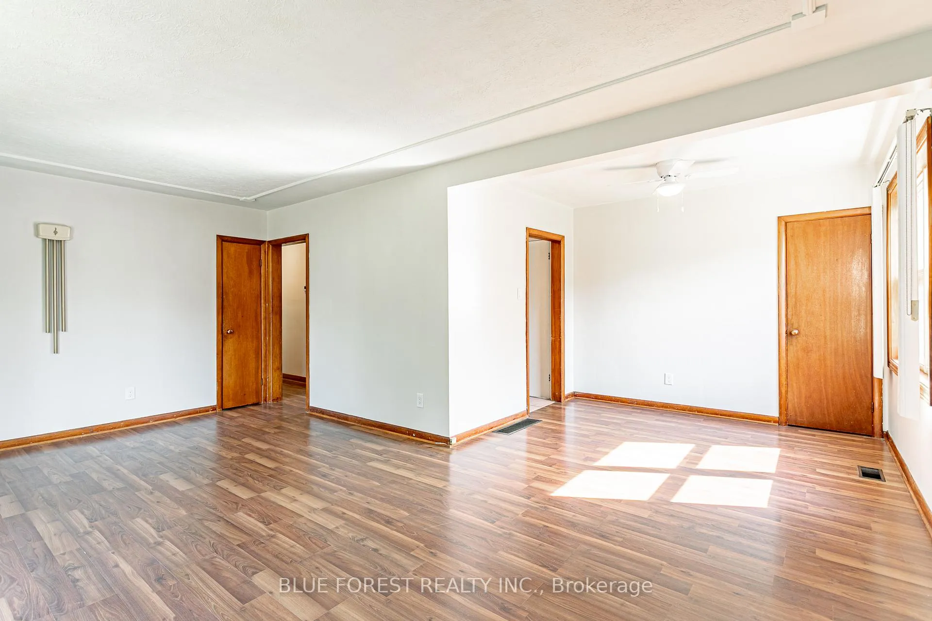 Photo 5 of 232 Terrence Avenue, Thames Centre, Dorchester — HOMEH