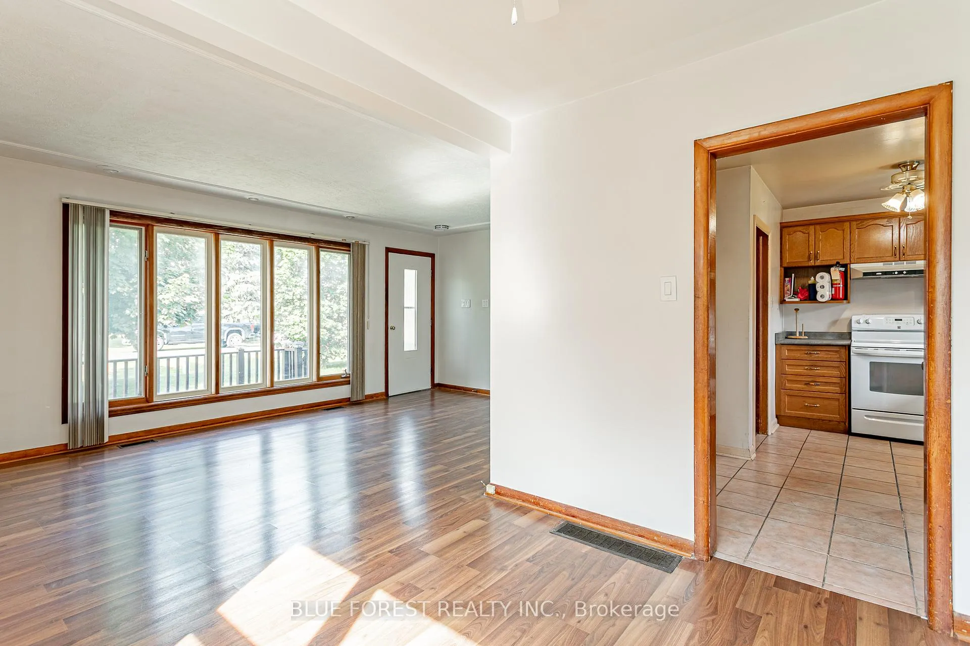 Photo 6 of 232 Terrence Avenue, Thames Centre, Dorchester — HOMEH