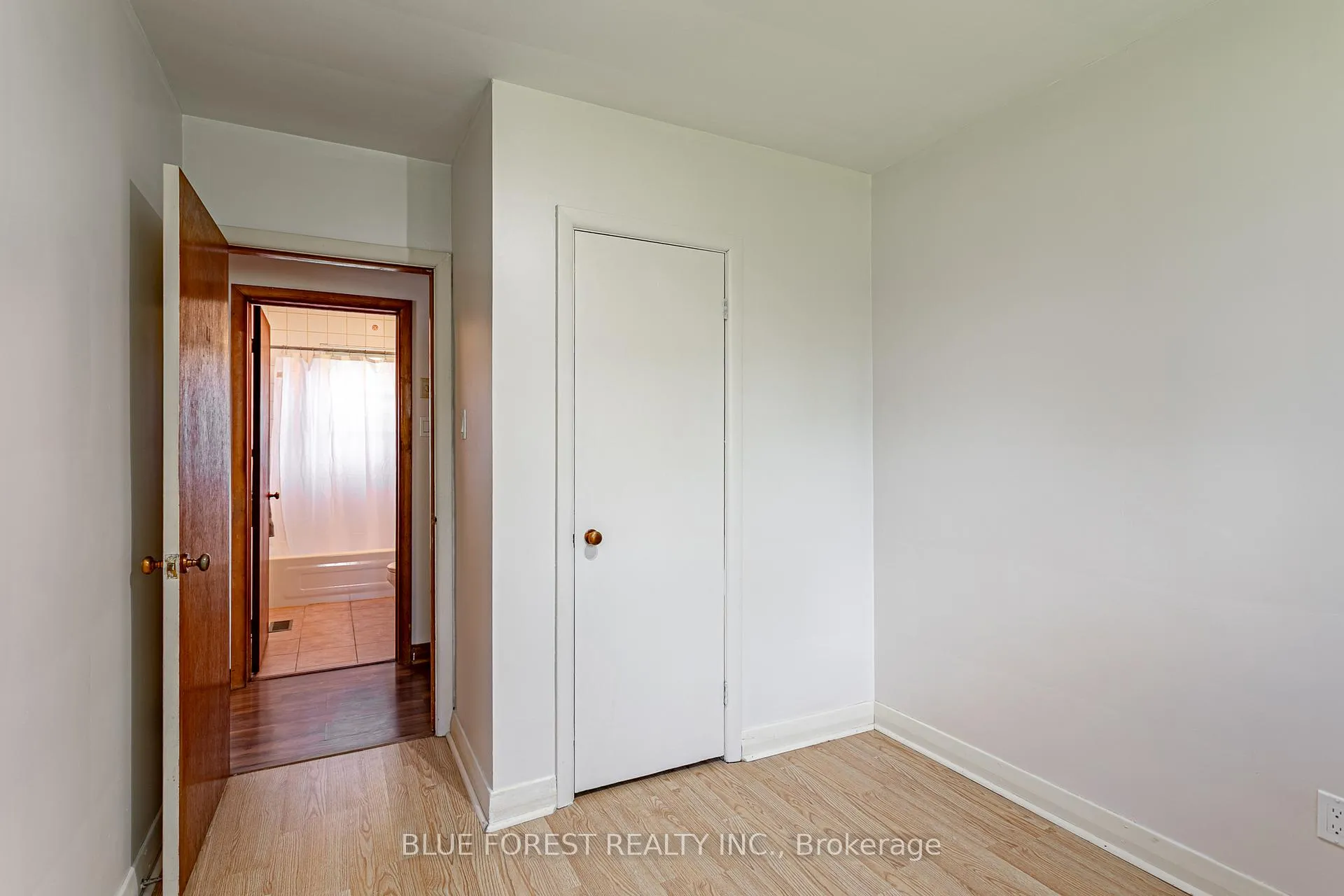 Photo 16 of 232 Terrence Avenue, Thames Centre, Dorchester — HOMEH