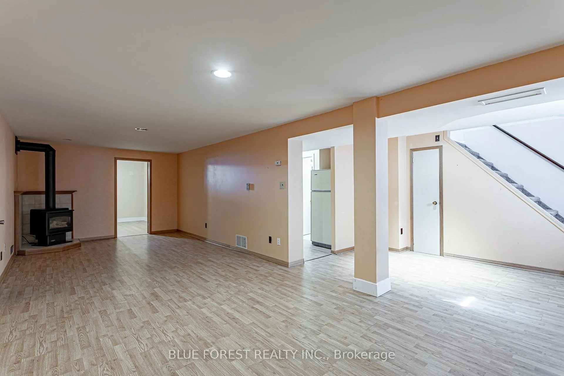 Photo 18 of 232 Terrence Avenue, Thames Centre, Dorchester — HOMEH
