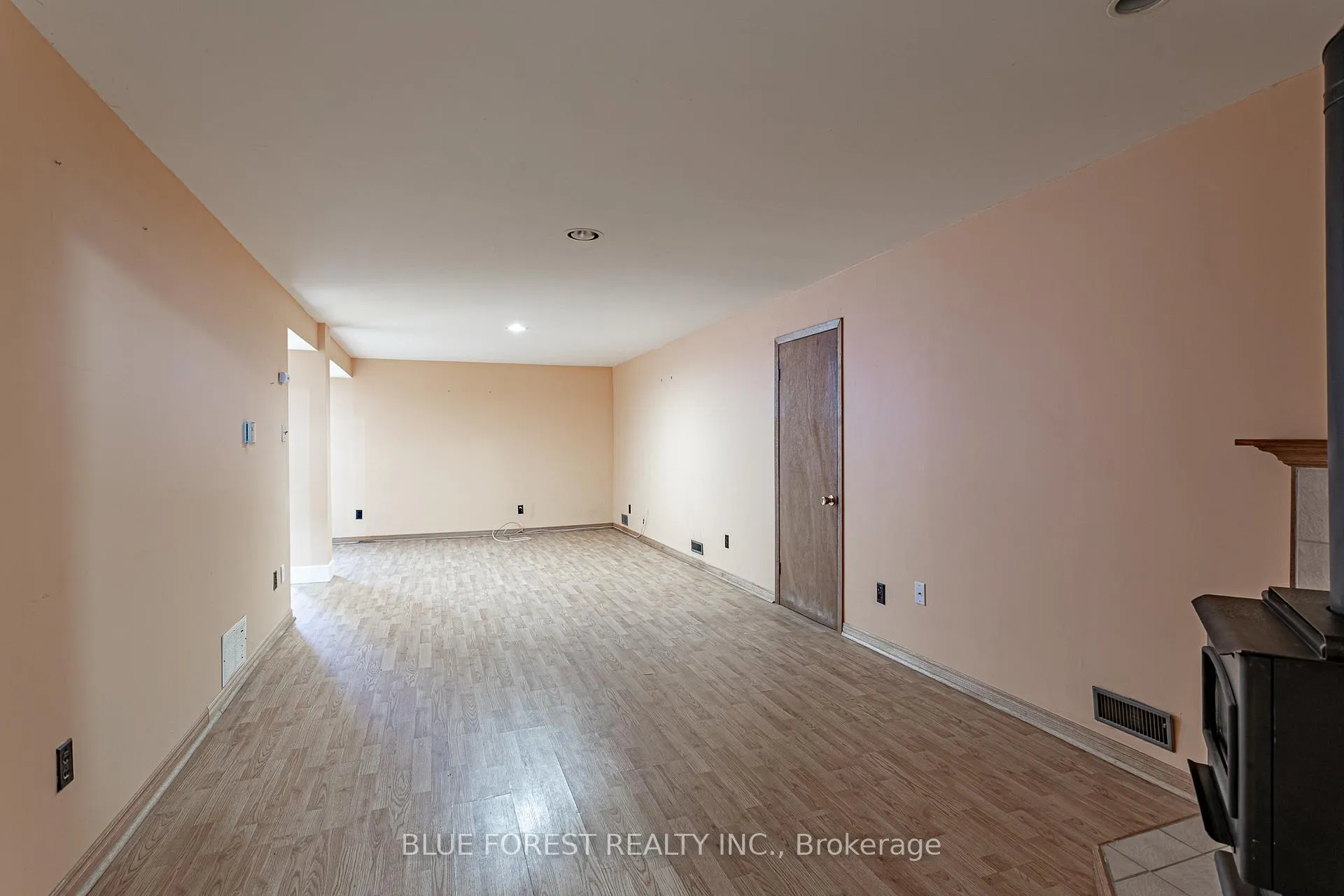 Photo 19 of 232 Terrence Avenue, Thames Centre, Dorchester — HOMEH