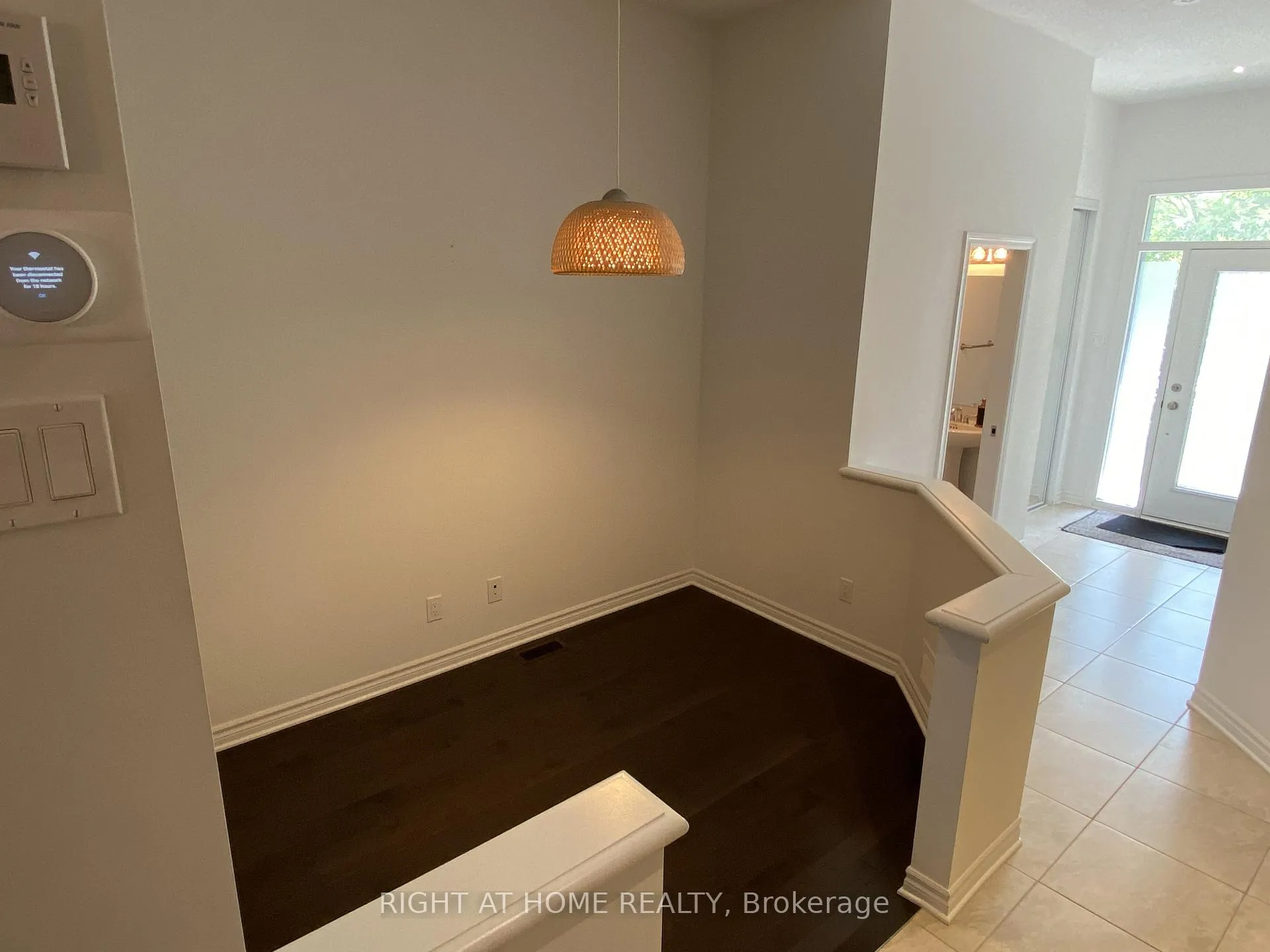 Photo 4 of 1119 Tischart Crescent, Ottawa, Kanata - Kanata Lakes/Heritage Hills — HOMEH