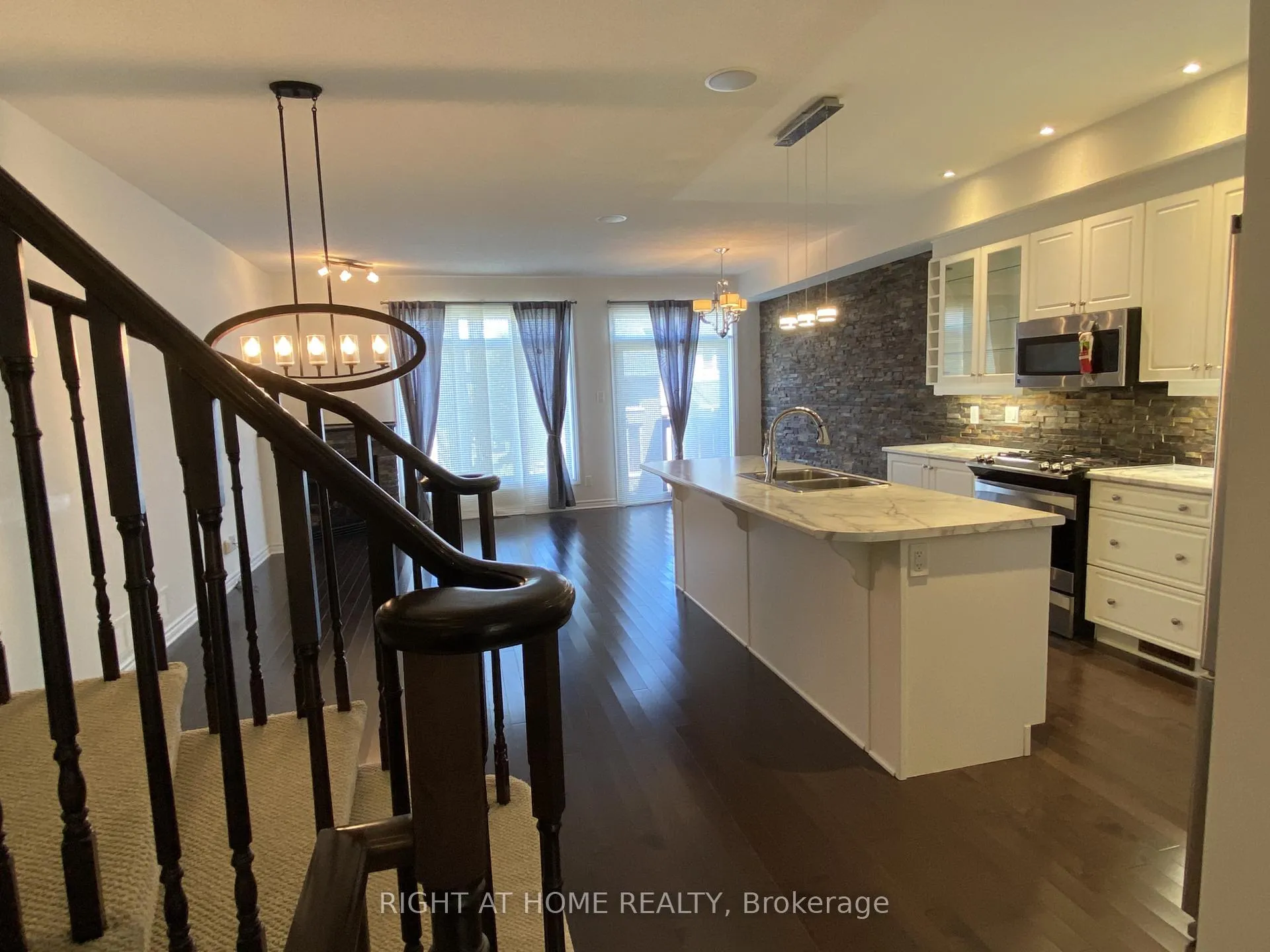 Photo 6 of 1119 Tischart Crescent, Ottawa, Kanata - Kanata Lakes/Heritage Hills — HOMEH