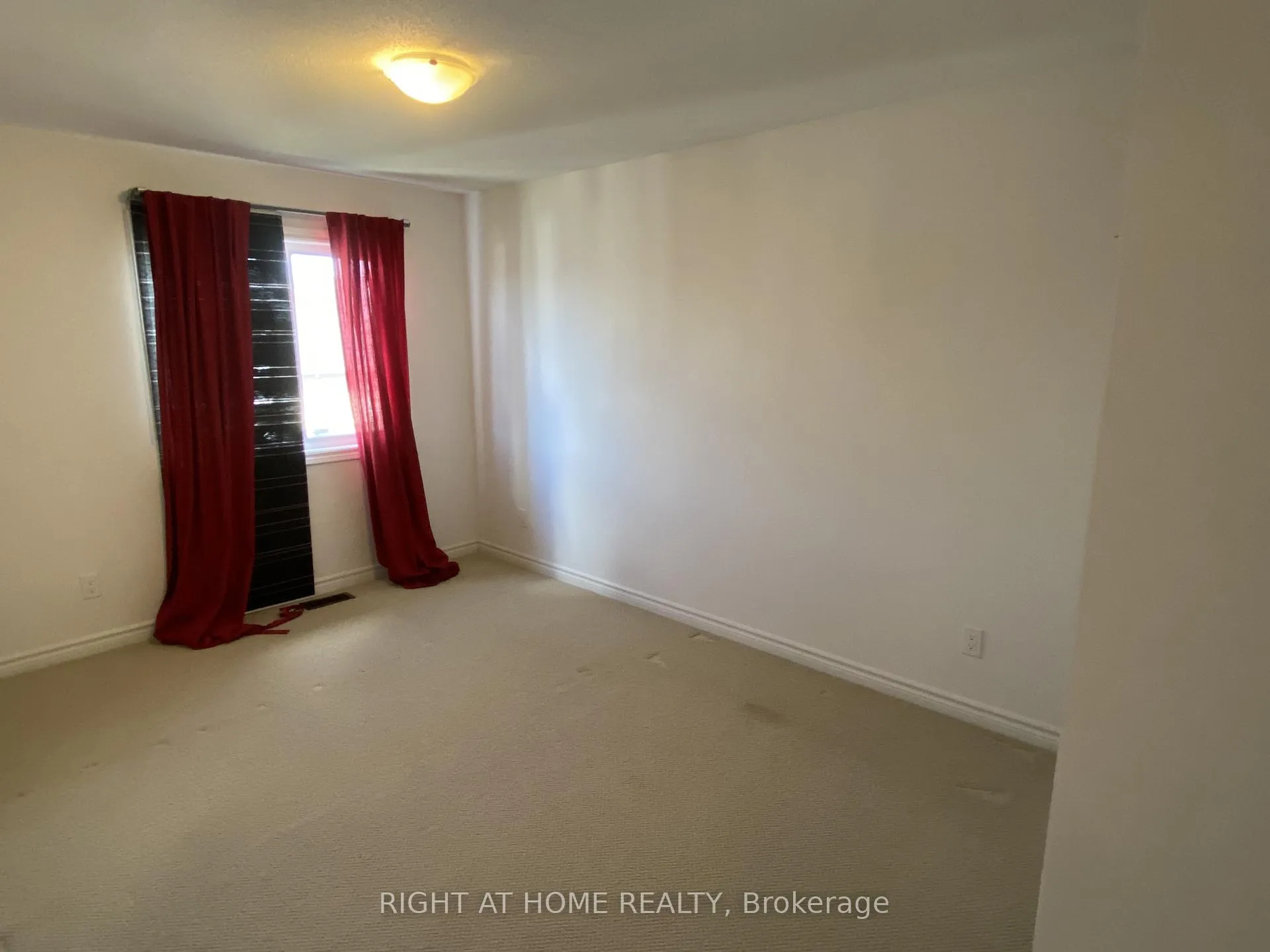 Photo 20 of 1119 Tischart Crescent, Ottawa, Kanata - Kanata Lakes/Heritage Hills — HOMEH