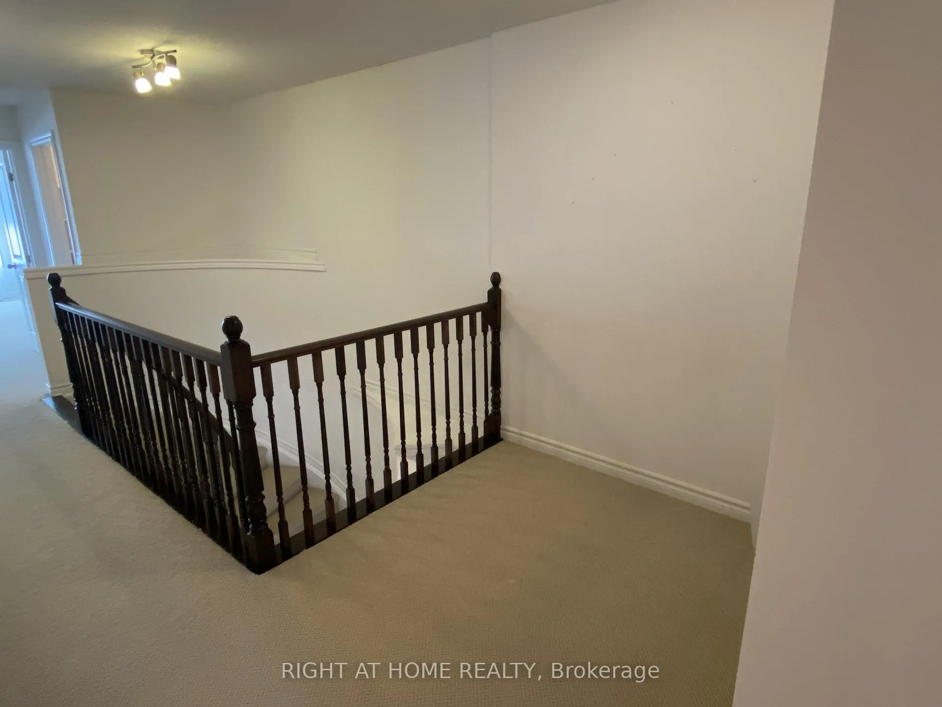 Photo 22 of 1119 Tischart Crescent, Ottawa, Kanata - Kanata Lakes/Heritage Hills — HOMEH