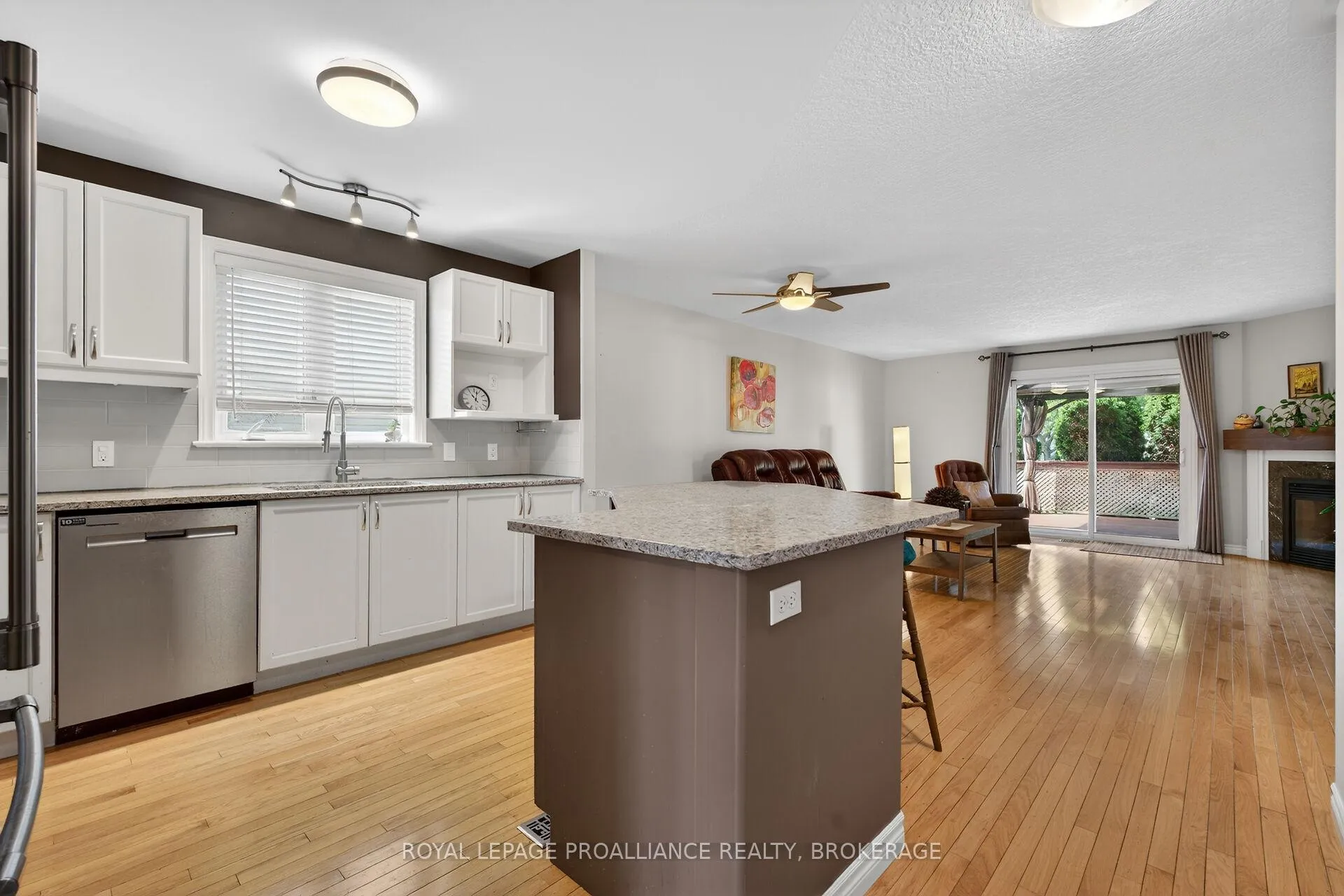 Photo 11 of 18 McKeown Crescent, Loyalist, Amherstview — HOMEH