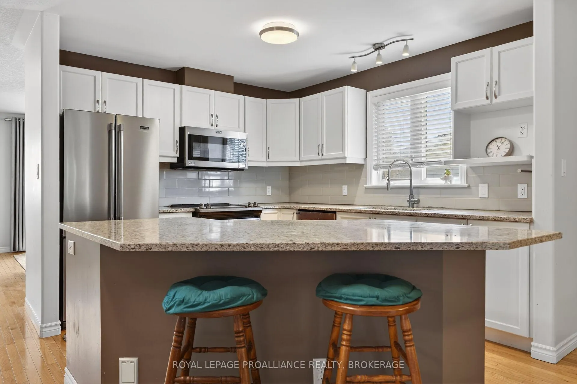 Photo 14 of 18 McKeown Crescent, Loyalist, Amherstview — HOMEH