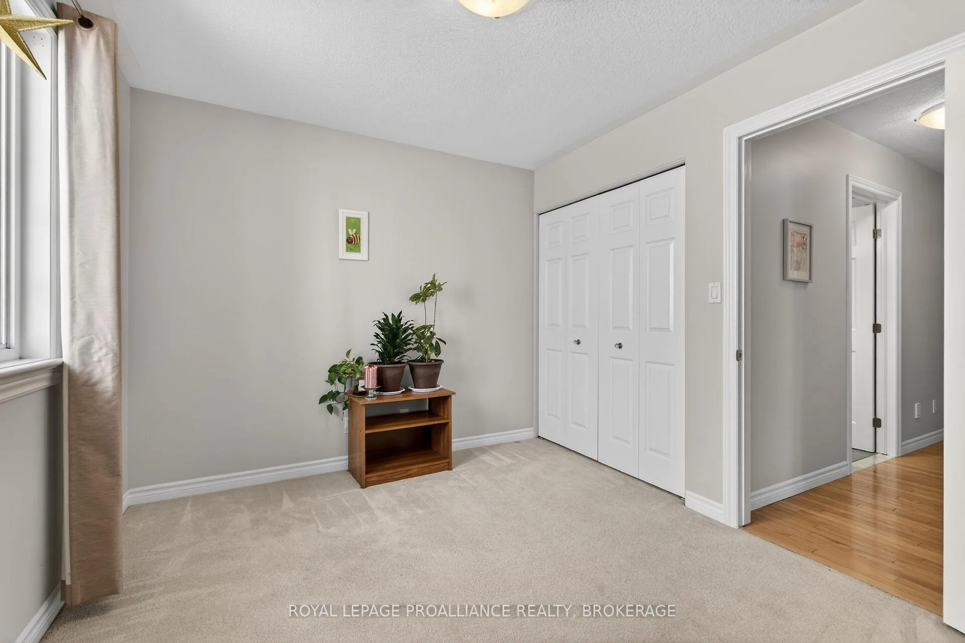 Photo 25 of 18 McKeown Crescent, Loyalist, Amherstview — HOMEH