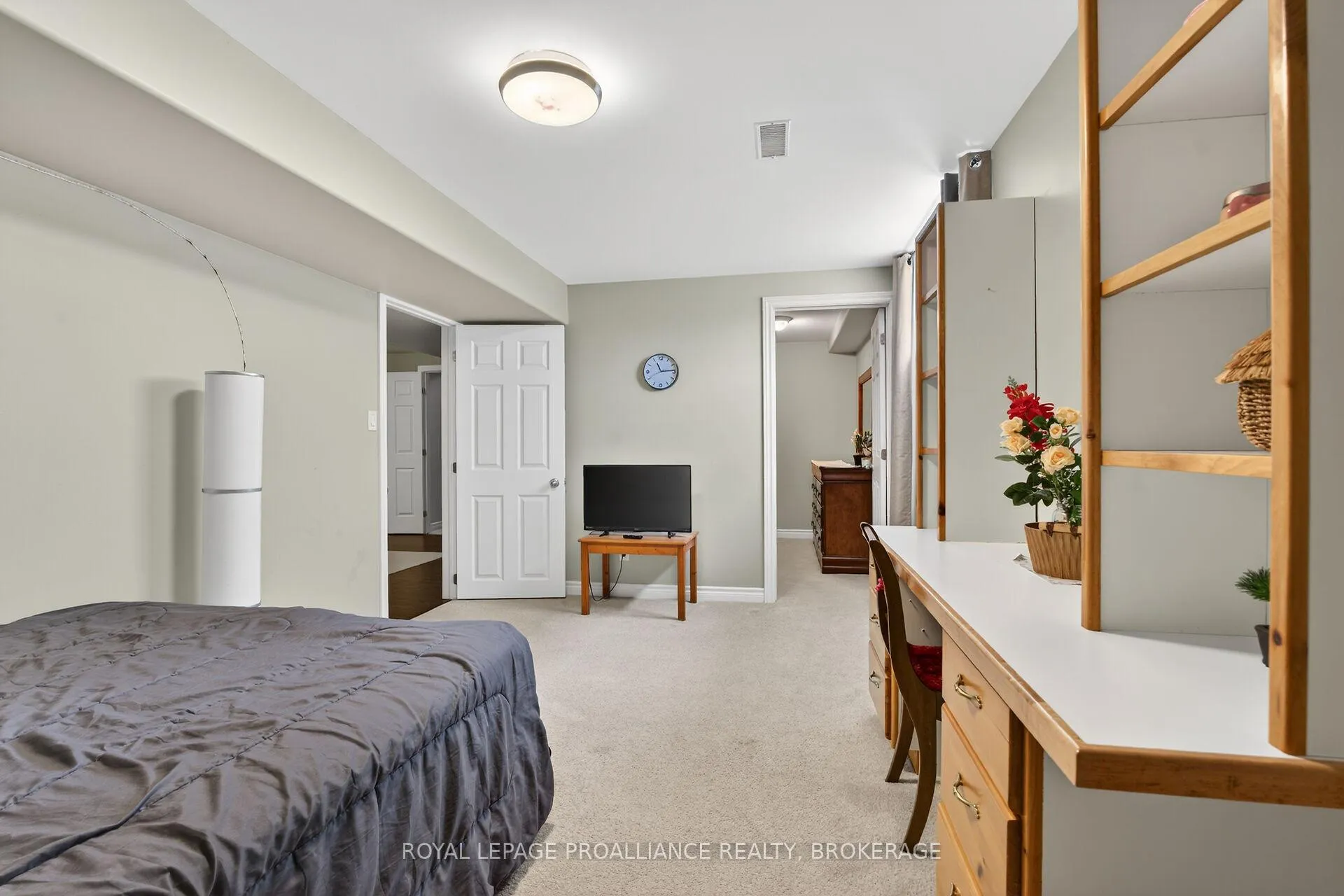 Photo 33 of 18 McKeown Crescent, Loyalist, Amherstview — HOMEH