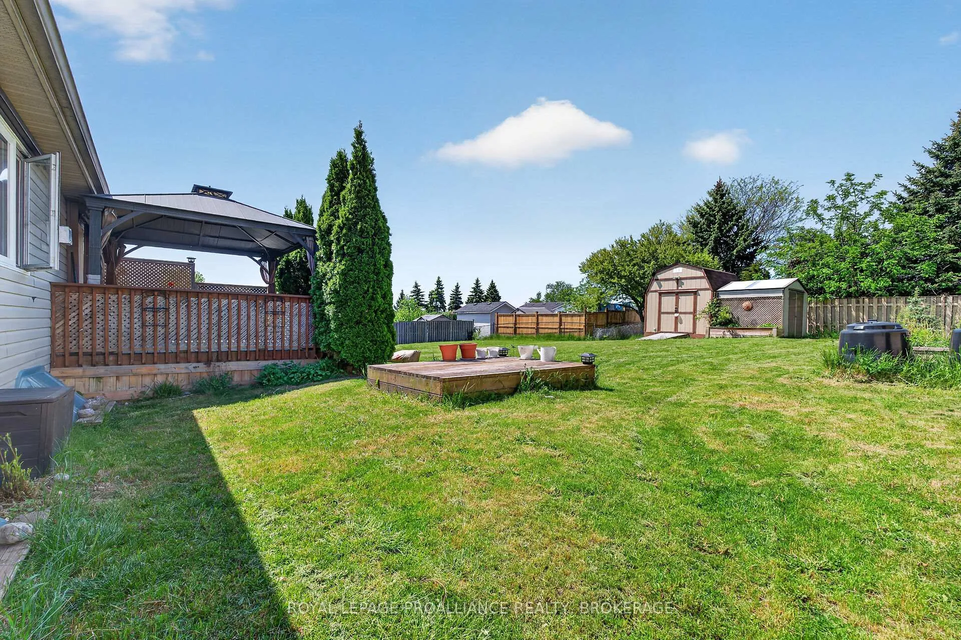 Photo 37 of 18 McKeown Crescent, Loyalist, Amherstview — HOMEH