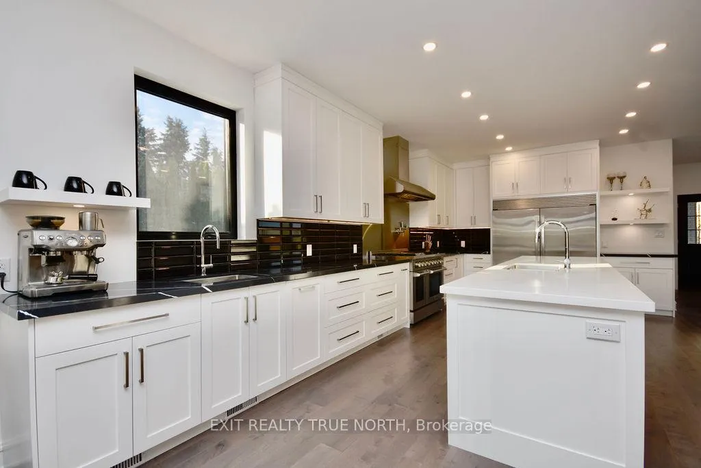 Photo 16 of 57 Glenhuron Drive, Springwater, Midhurst — HOMEH